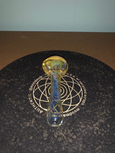 Preview pic of Skoeet spoon pipe yellow