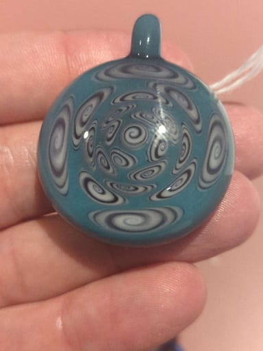 Preview pic of @kajaglass pendant