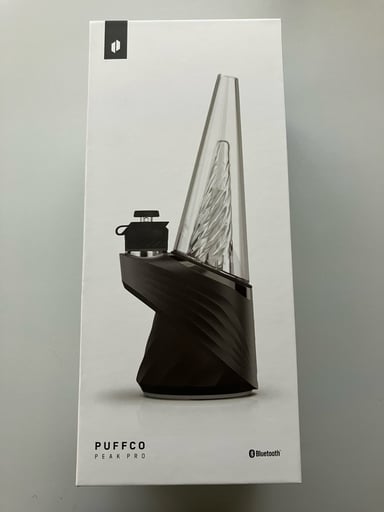 Preview pic of Puffco Peak Pro v2 black (onyx) only 71 dabs on base and a few on the chamber