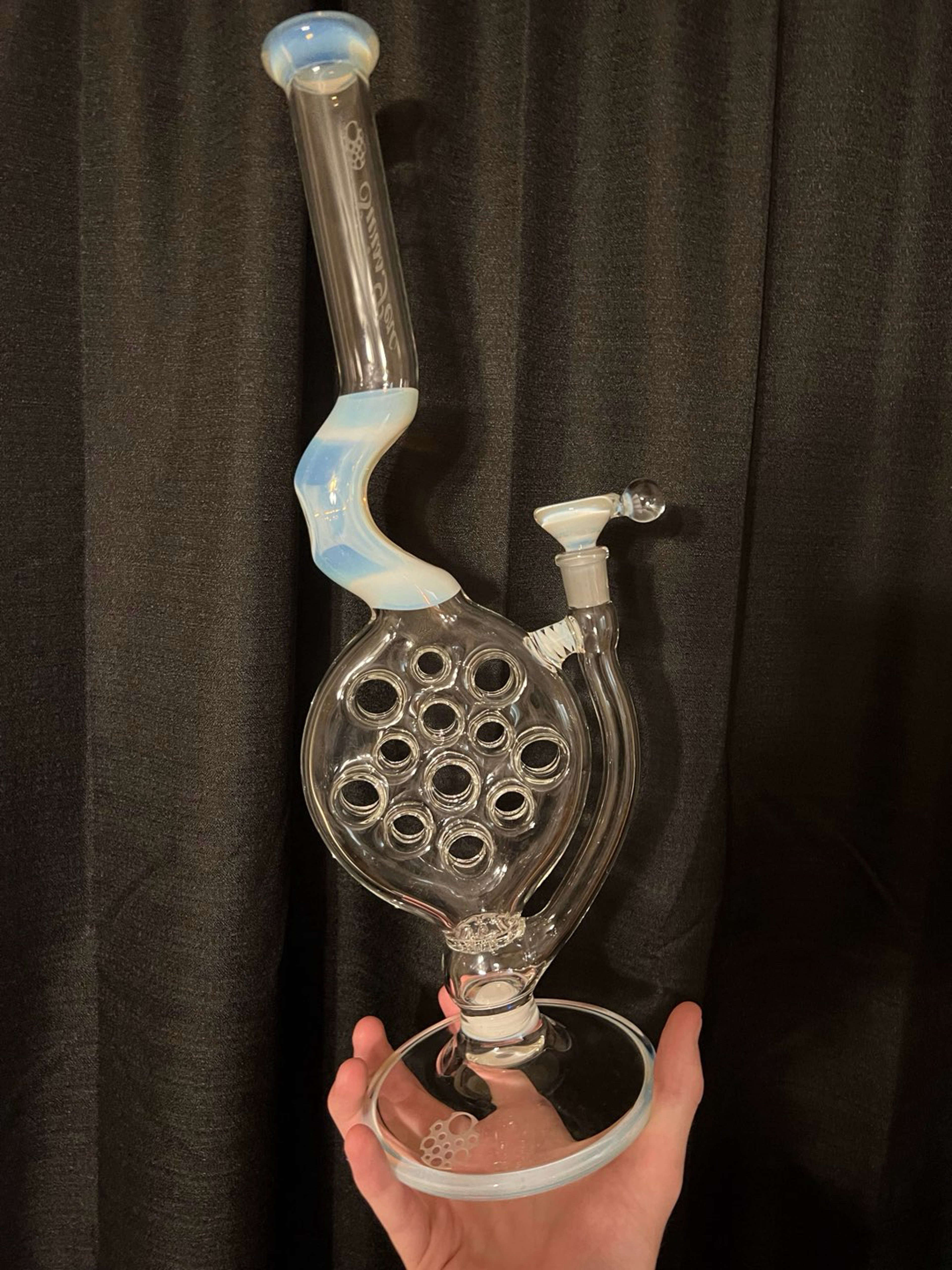 Preview pic of FA Glopal Medium Swiss Perc Sidefeeder