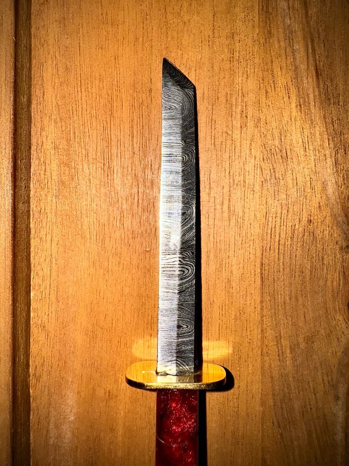 Damascus_hk_knives1 Red Damascus Sword Tool Image 3