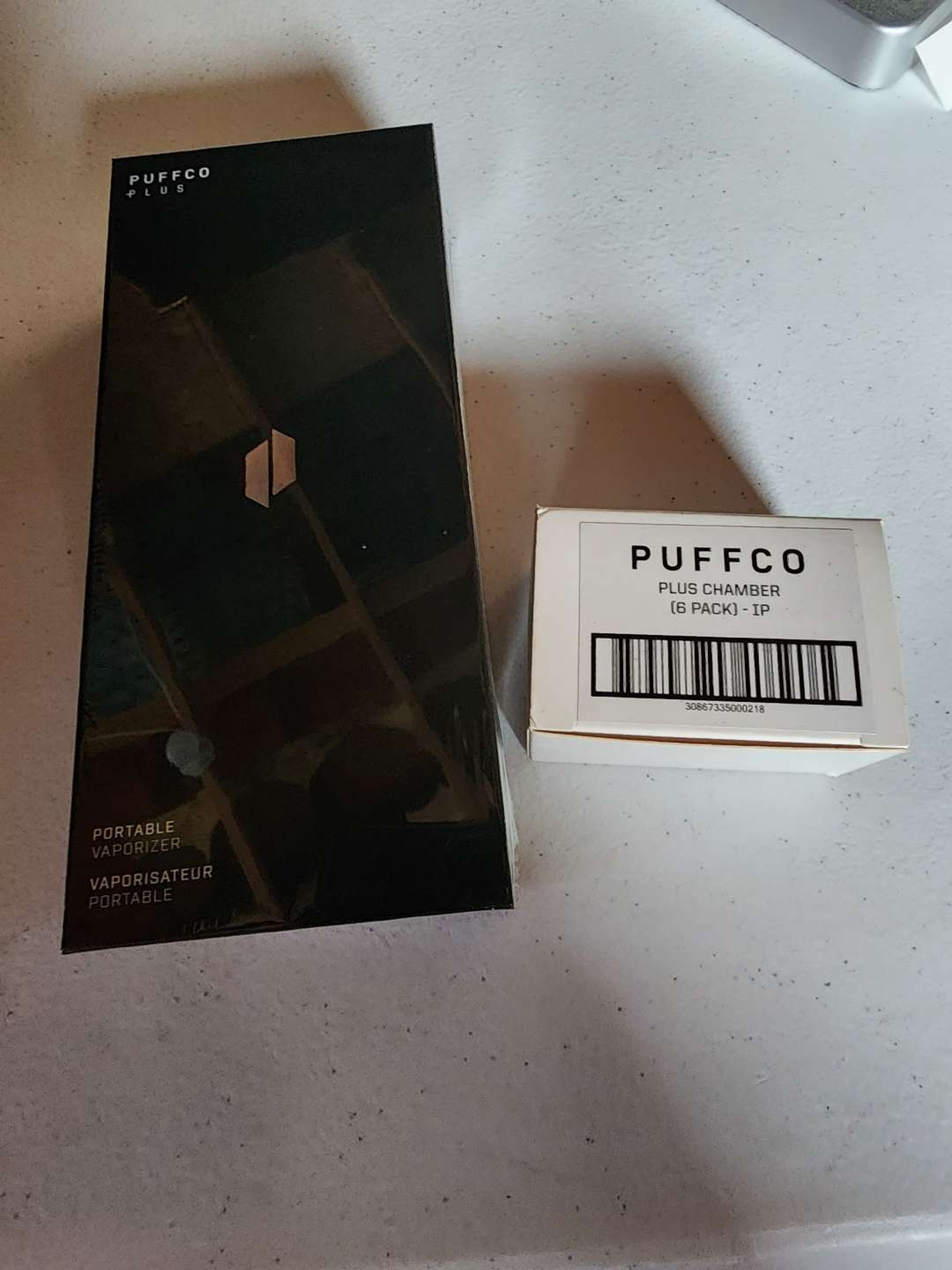 Preview pic of Puffco Plus og w/ 6 extra attys (brand new)