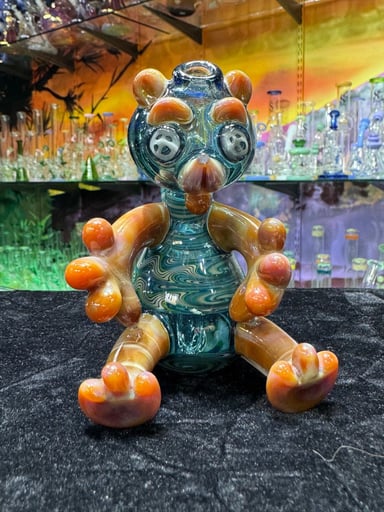 Preview pic of Wig Wag Mini Bear from Sherlock Holmes Glass