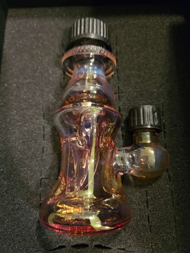Preview pic of NEW* 6.25" Bottle Rig,Gold Fumed,Dual Uptake Recycler!! With hardcase!