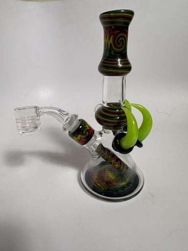 Preview pic of Phil Levque Rasta beaker w quartz banger