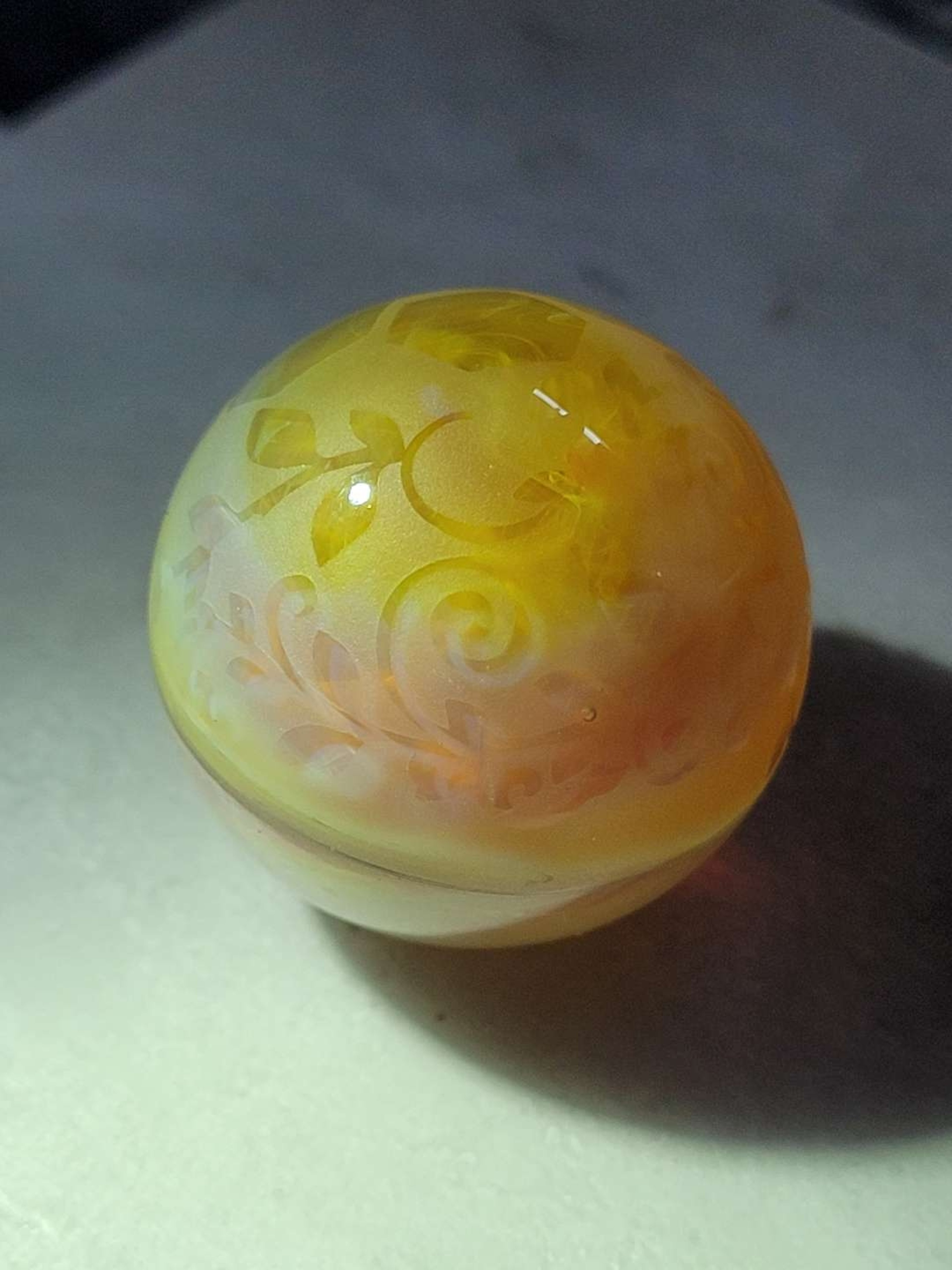 Vinewrap/Honeycomb Sandblasted North Star Yellow Marble image 0