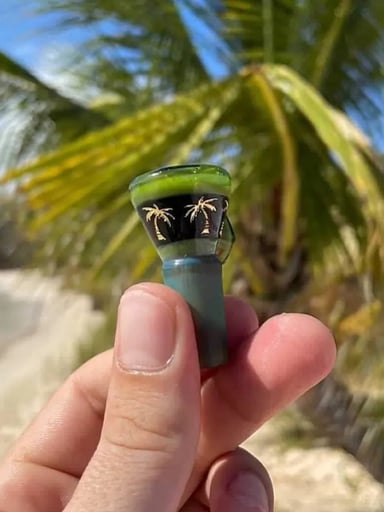 Preview pic of 14mm 3 hole flower slide