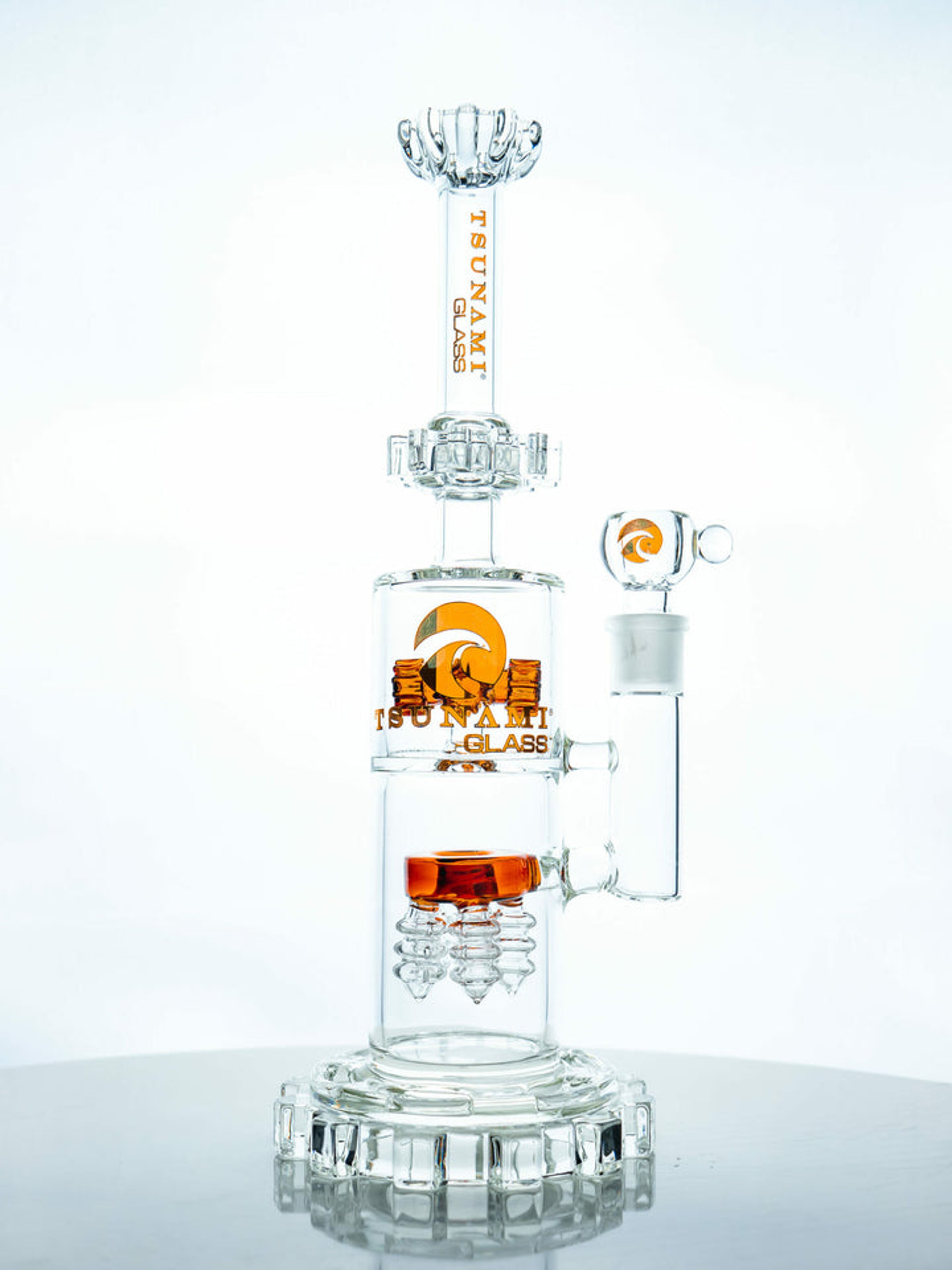 Preview pic of Tsunami Gare Glass Recycler Rig