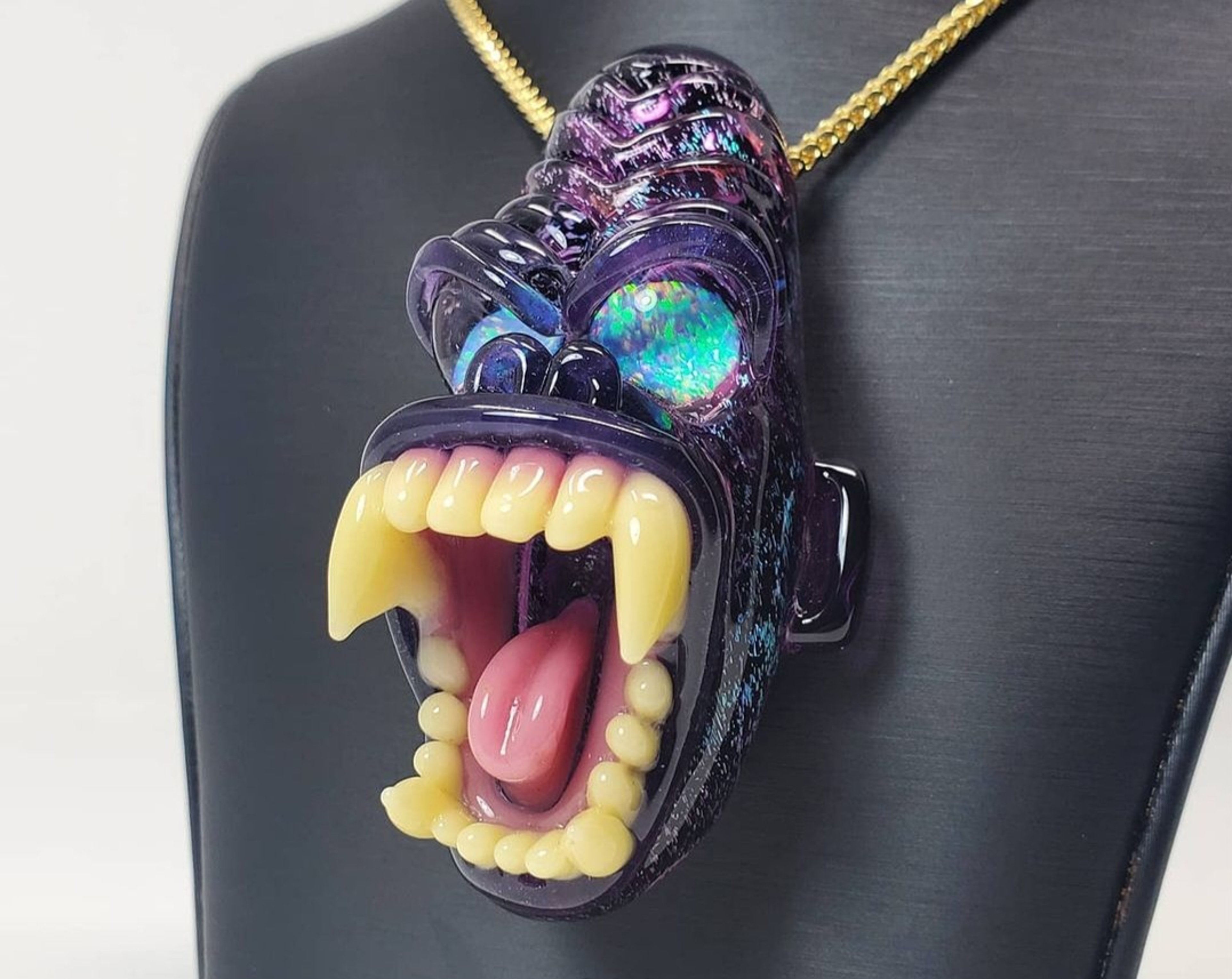 Killa Gorilla XL Firefly pendant image 0