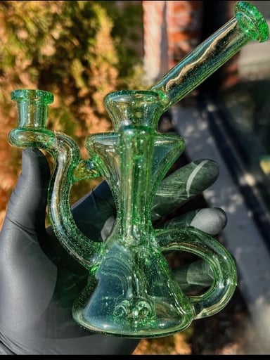 Preview pic of Dirge Glassworks Recycler