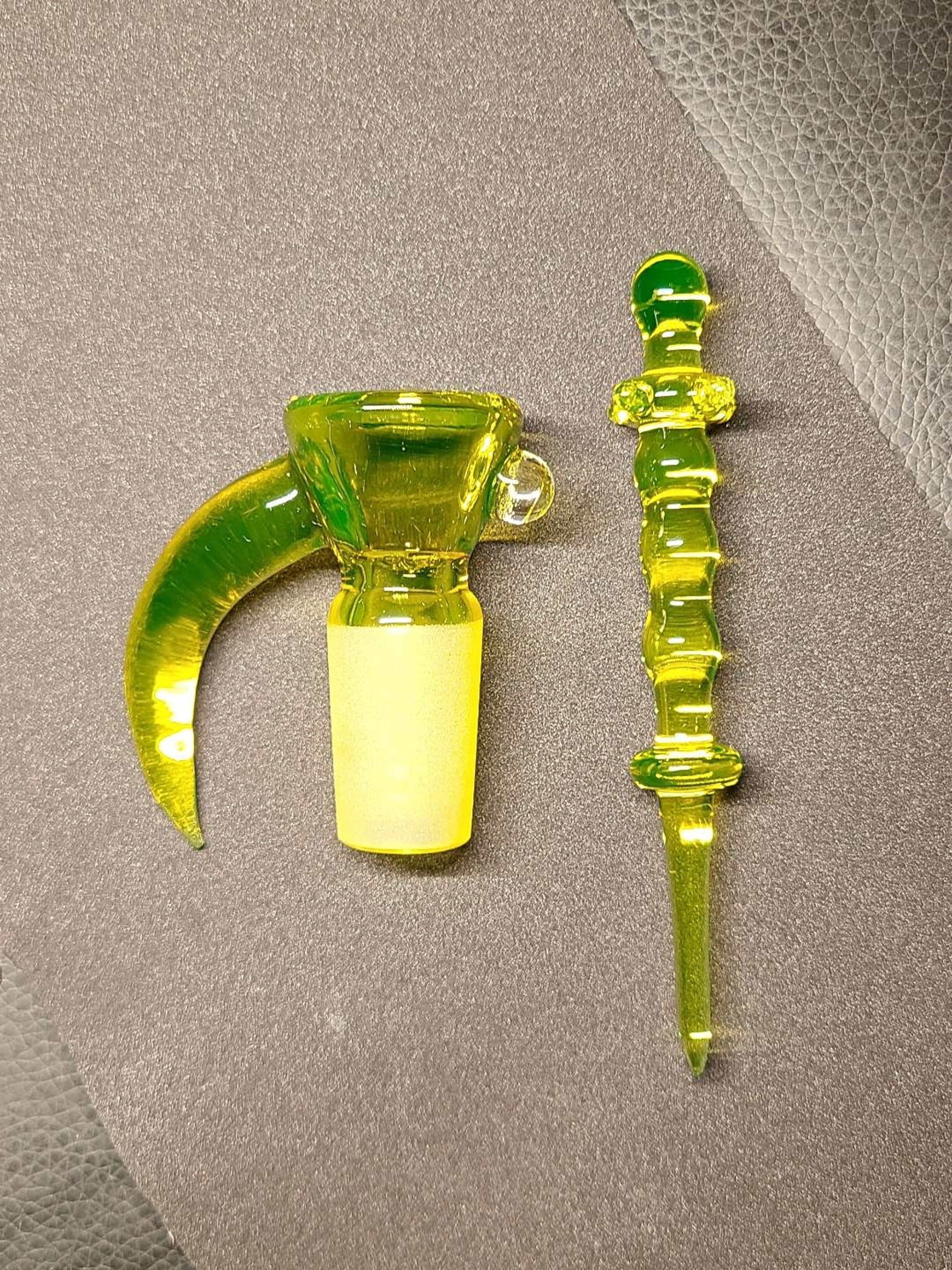 Preview pic of Fully worked 18mm 5 hole Citrine