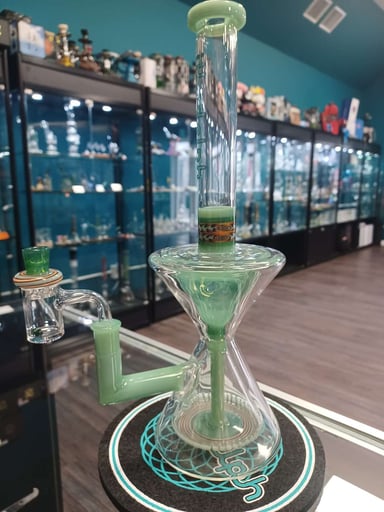 Preview pic of Illadelph Hourglass Recycler 1 of 5