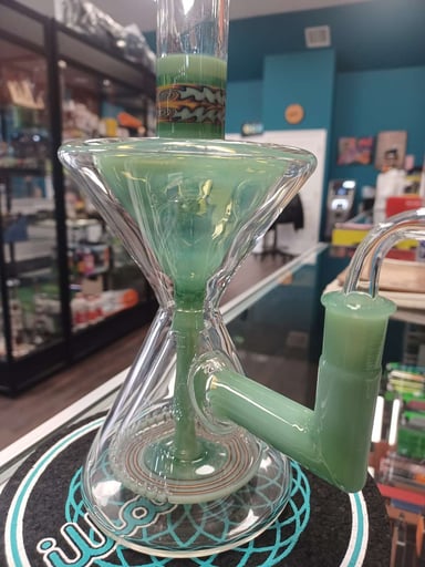 Preview pic of Illadelph Hourglass Recycler 1 of 5