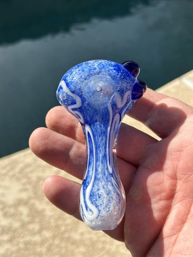 Preview pic of Hand pipe