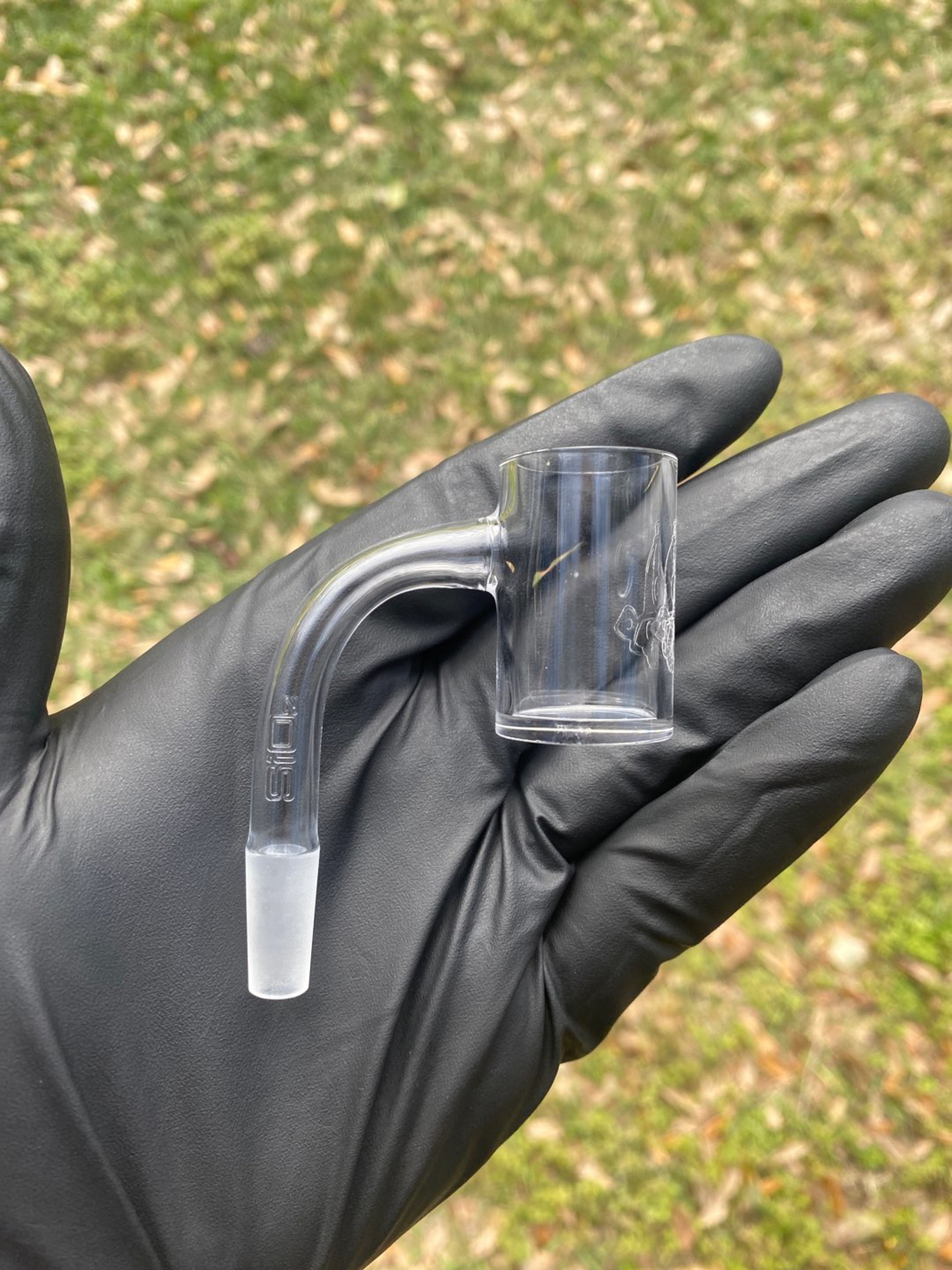 Preview pic of 10mm 90degree Si02 Quartz Nail