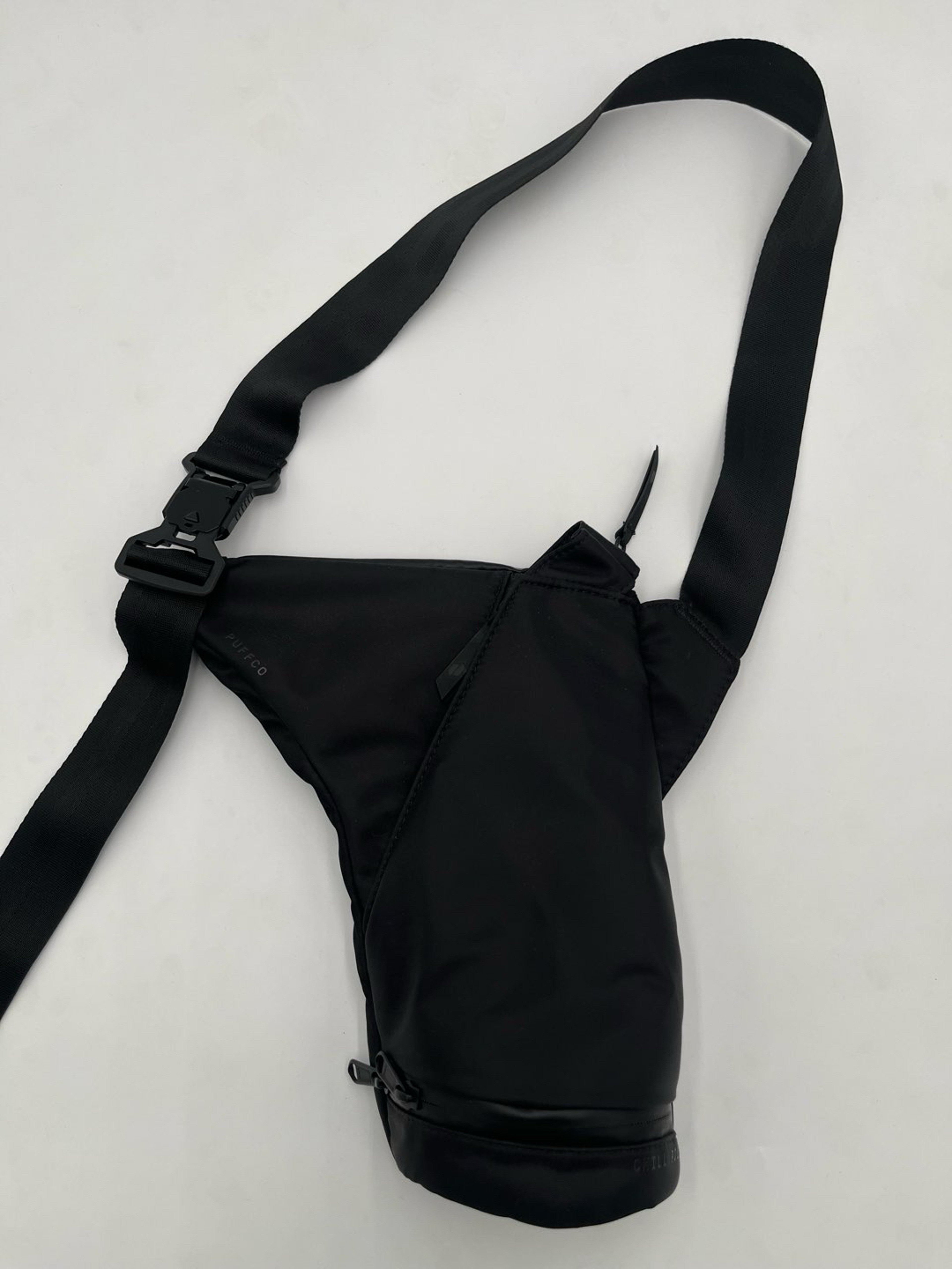 Preview pic of PUFFCO JOURNEY DAB RIG BAG