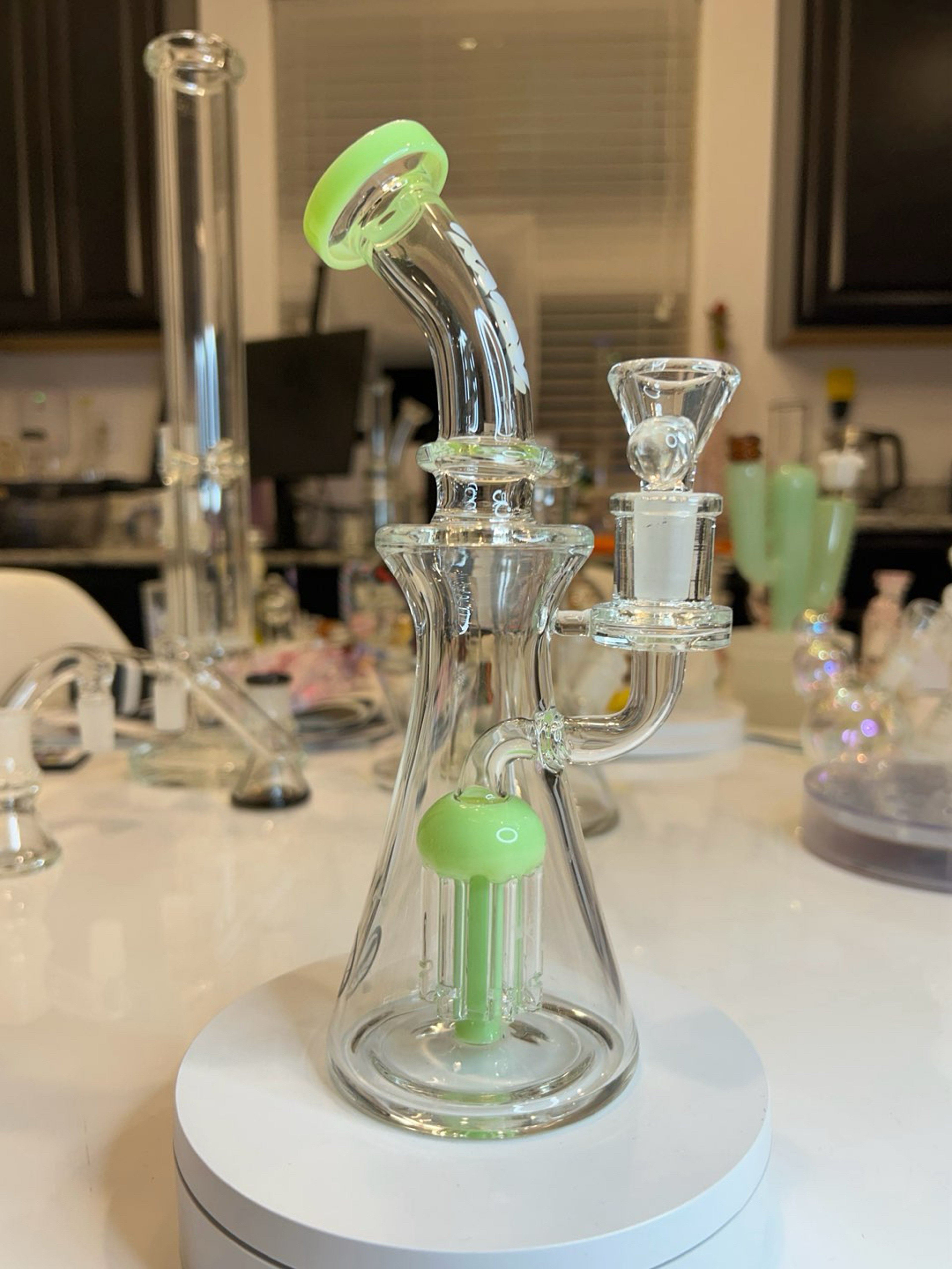 Preview pic of New 9” Mav Bent Neck Jellyfish Rig
