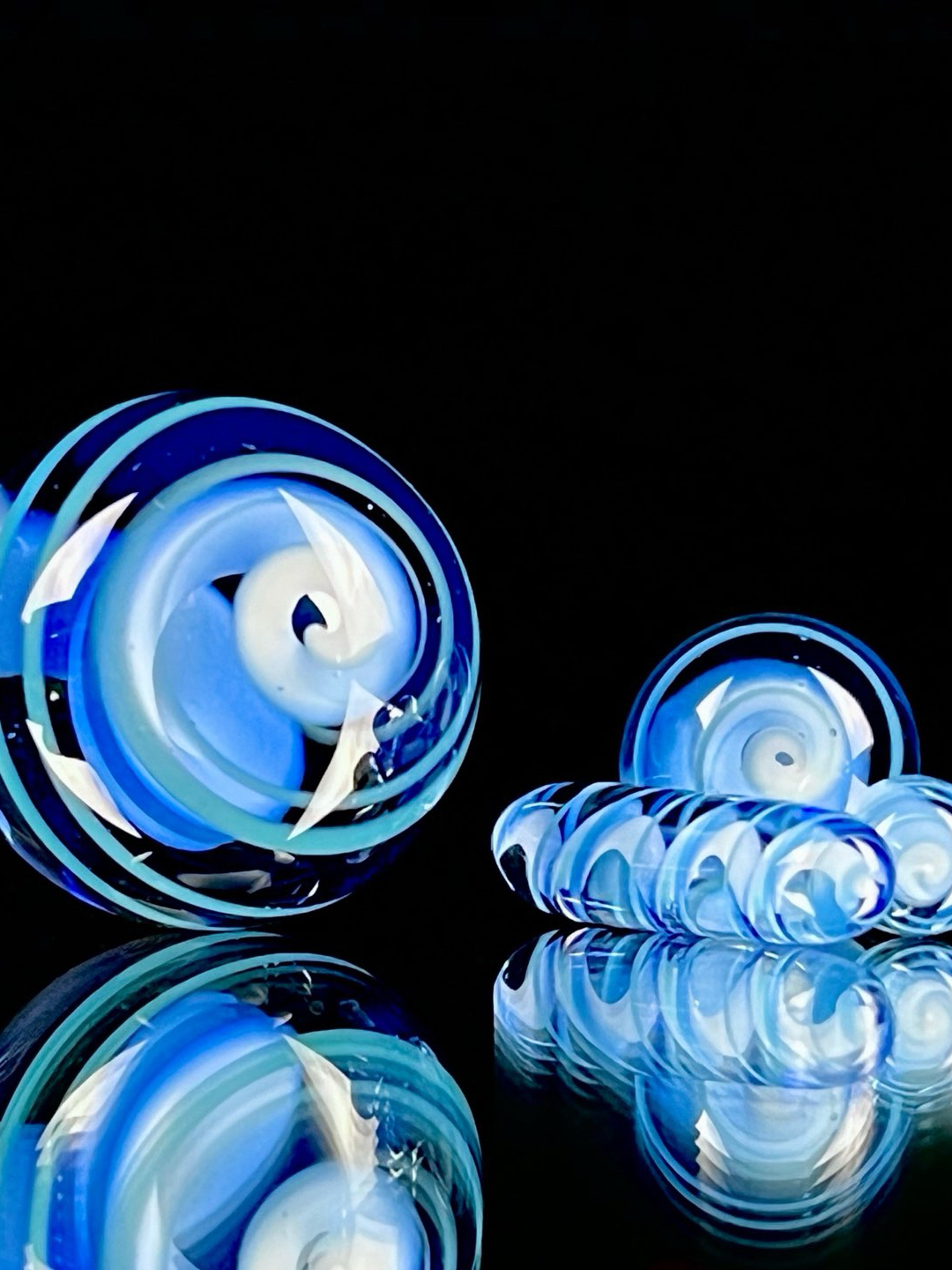 Preview pic of Blue spiral 4-piece slurper set by Phase Glass