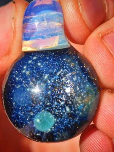 Preview pic of Galaxy pendant by anomglass