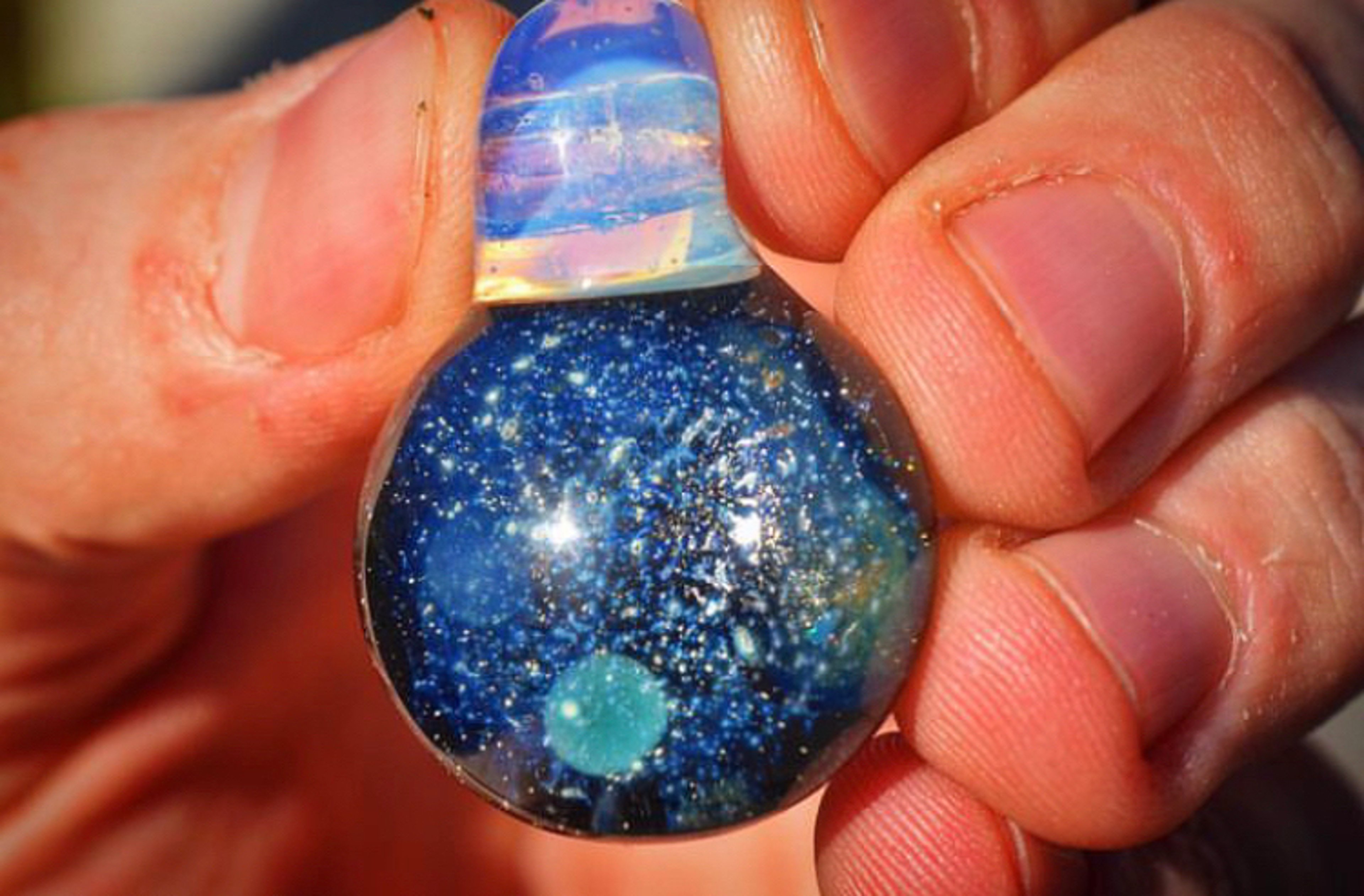 Galaxy pendant by anomglass image 0