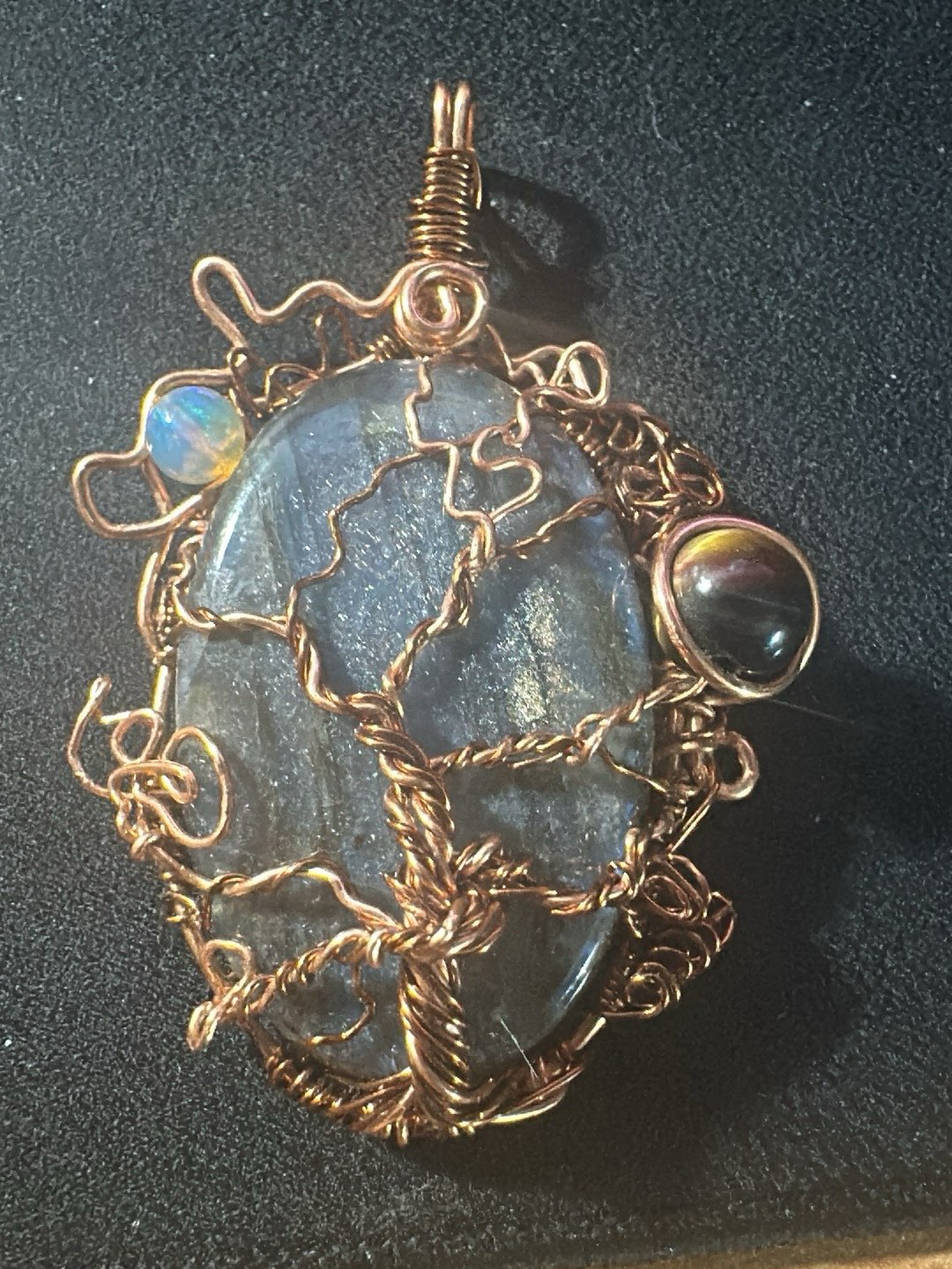 Wrap image 0