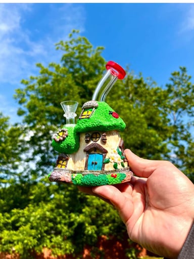 Preview pic of Mario Green House Ceramic Glass Rig