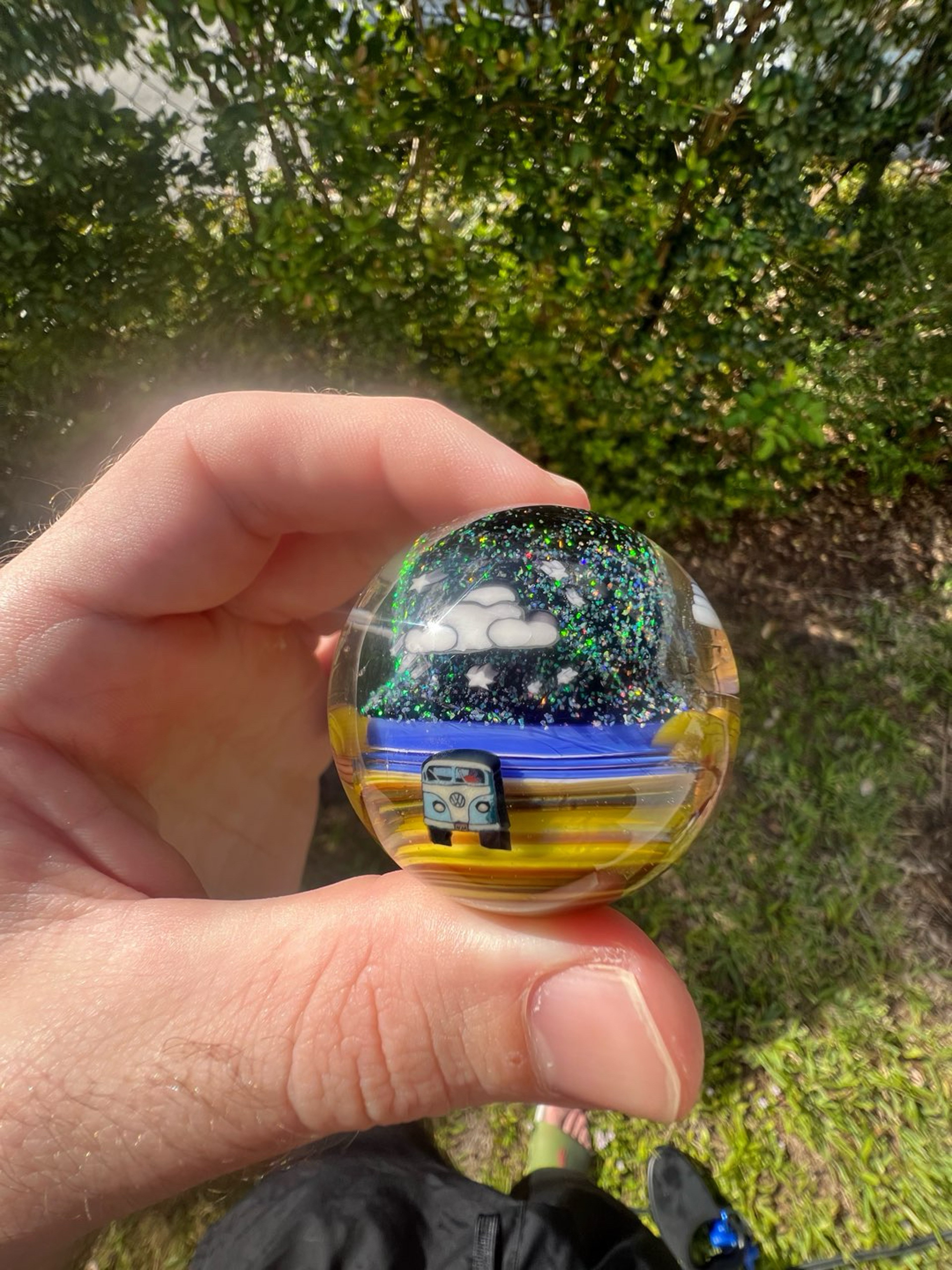 Preview pic of Middleton Glassworks “Kombi Beach at night”