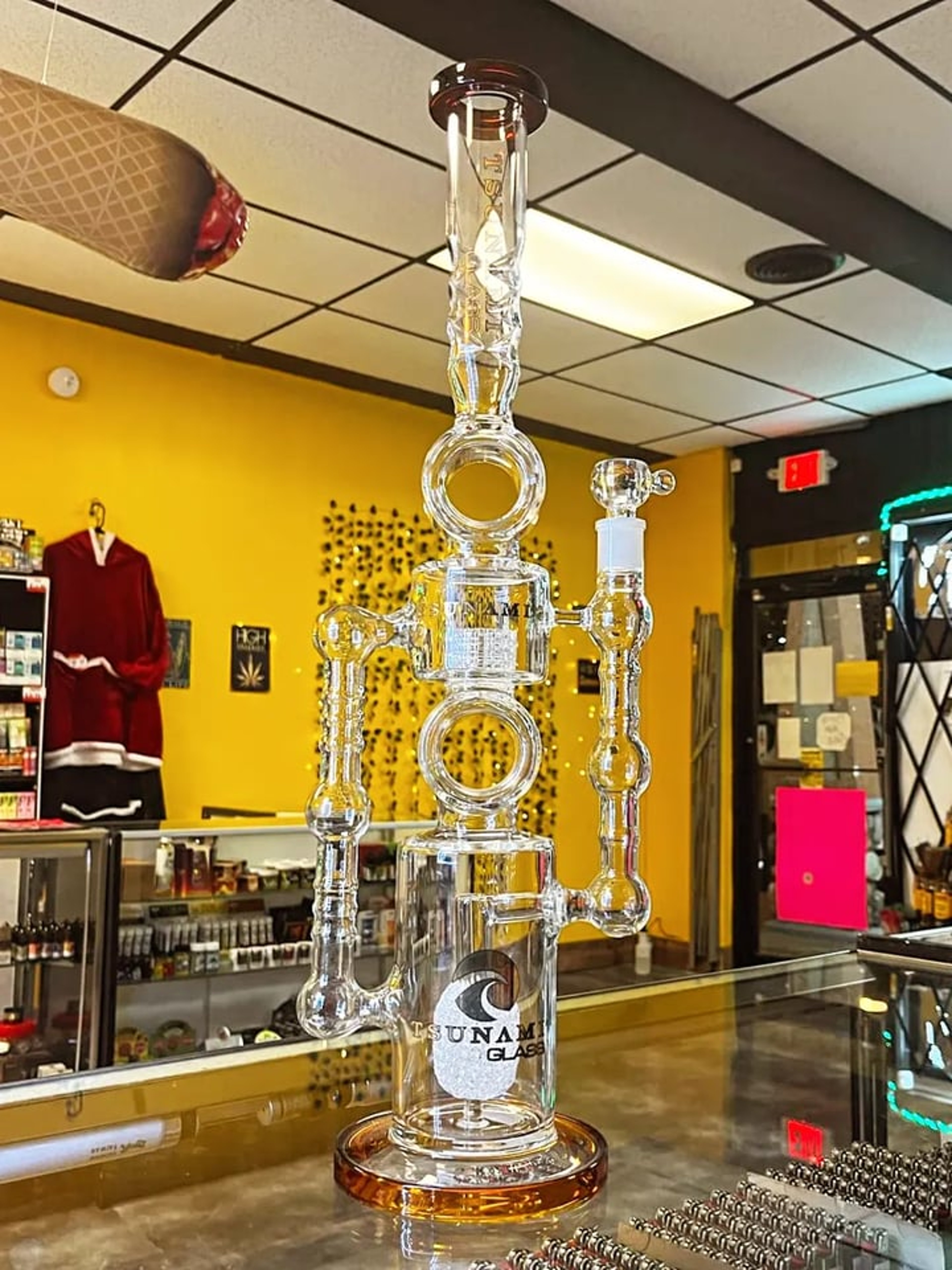 Preview pic of 22" Tall Tsunami Glass Recycler Rig