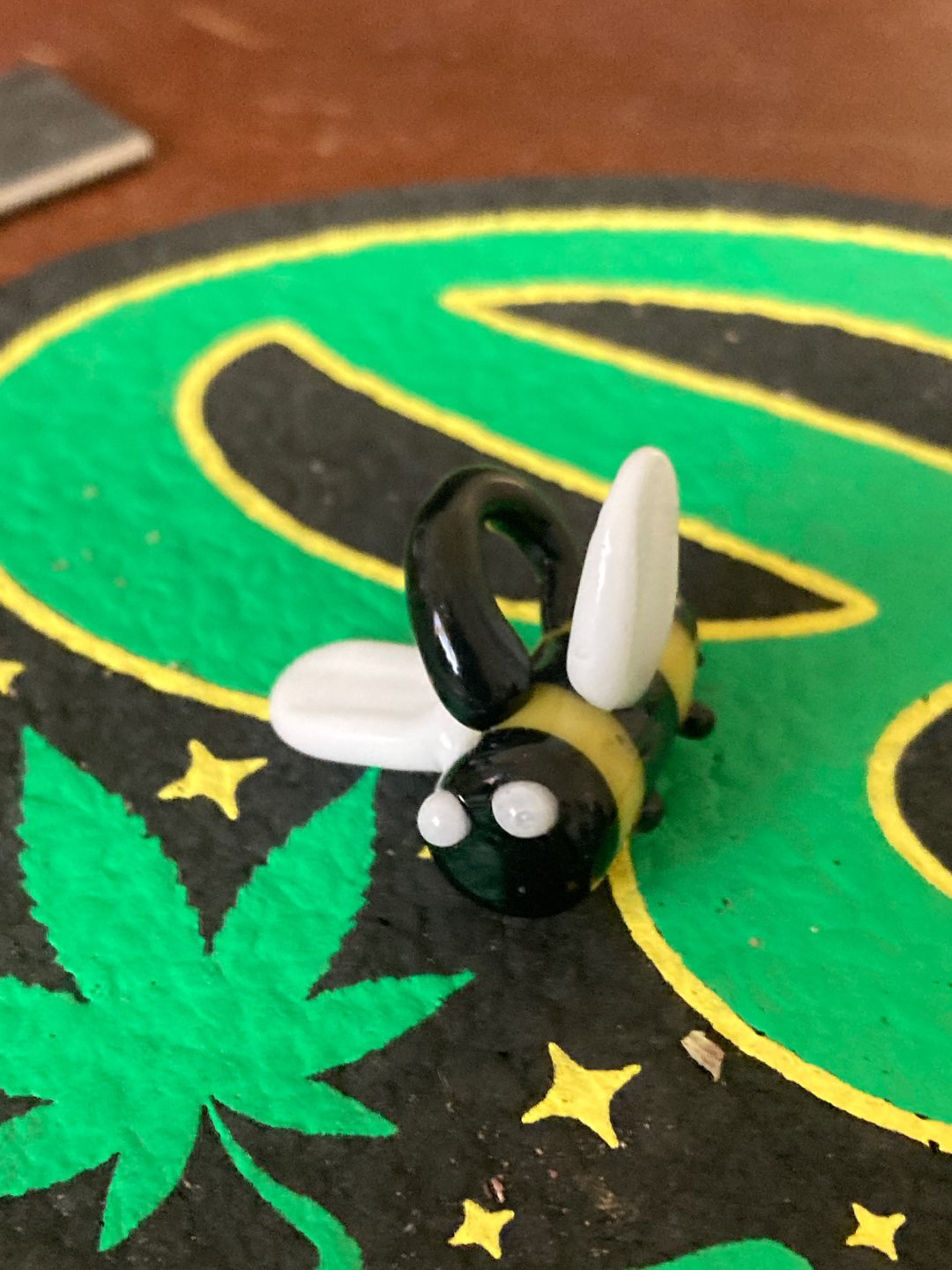 Preview pic of Bumblebee pendy 01