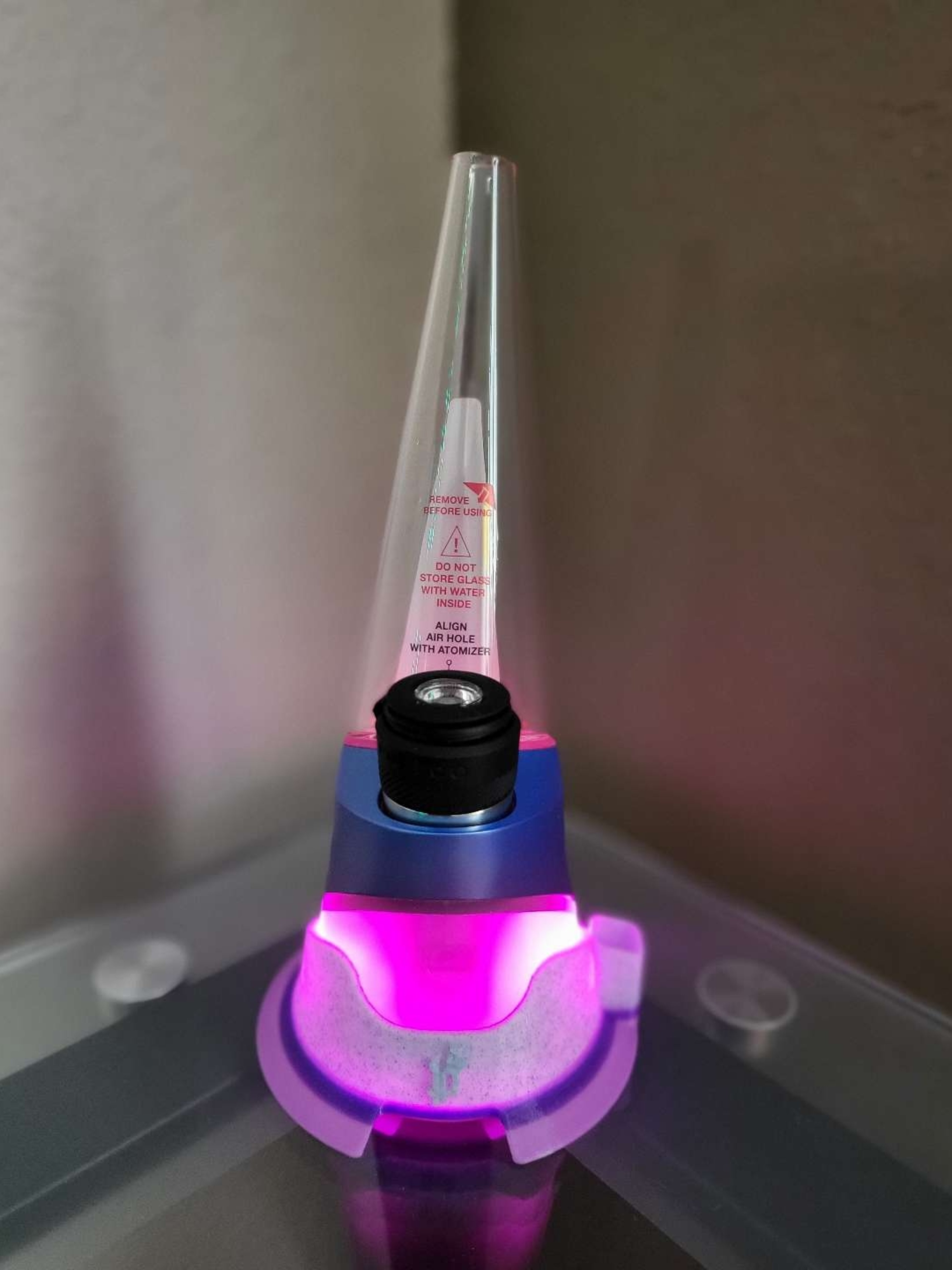 Preview pic of Refurbished Puffco Peak PRO LE Indiglow base + all new accessories (pro bundle #3)