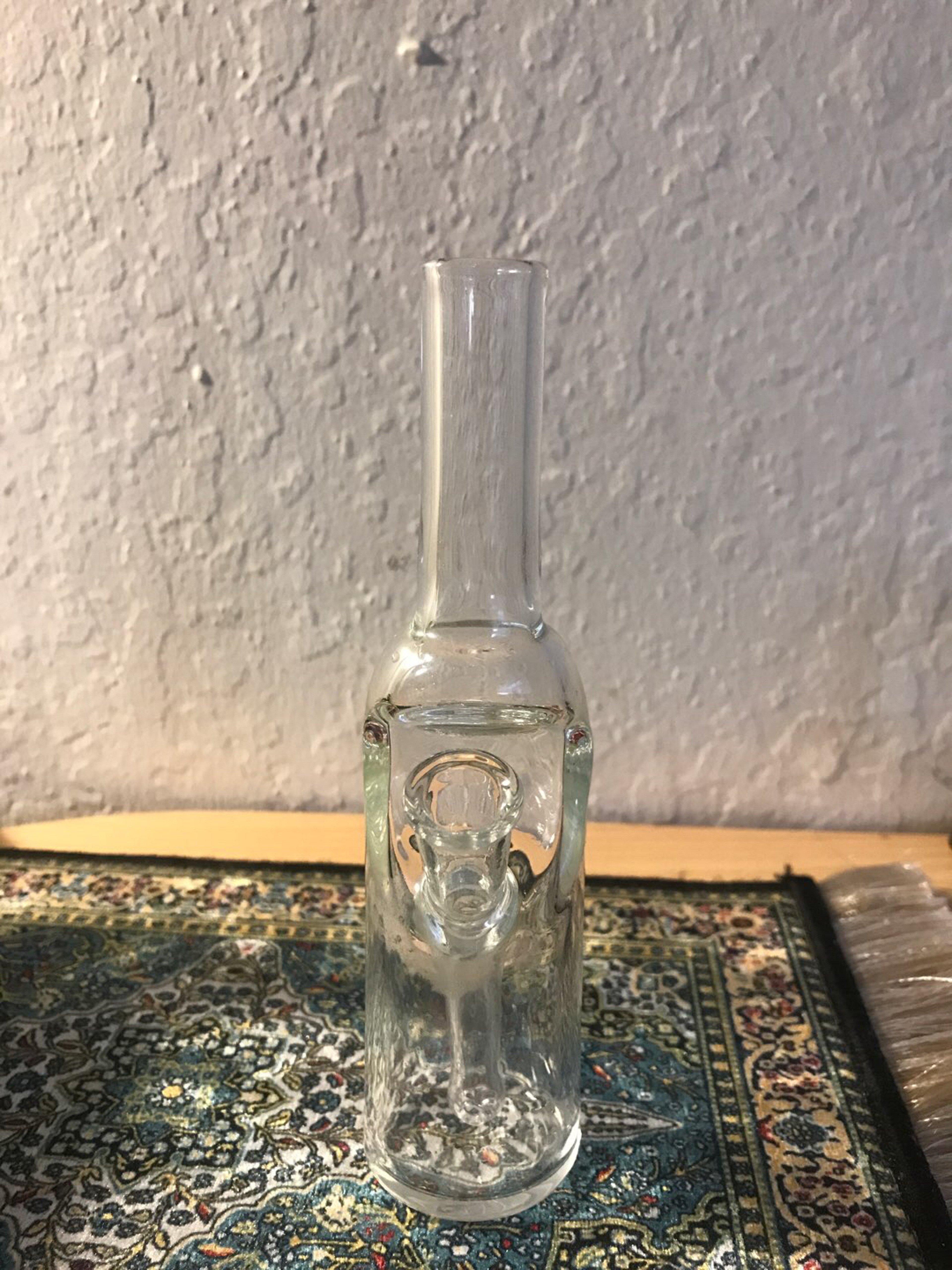 Preview pic of Sanford glass