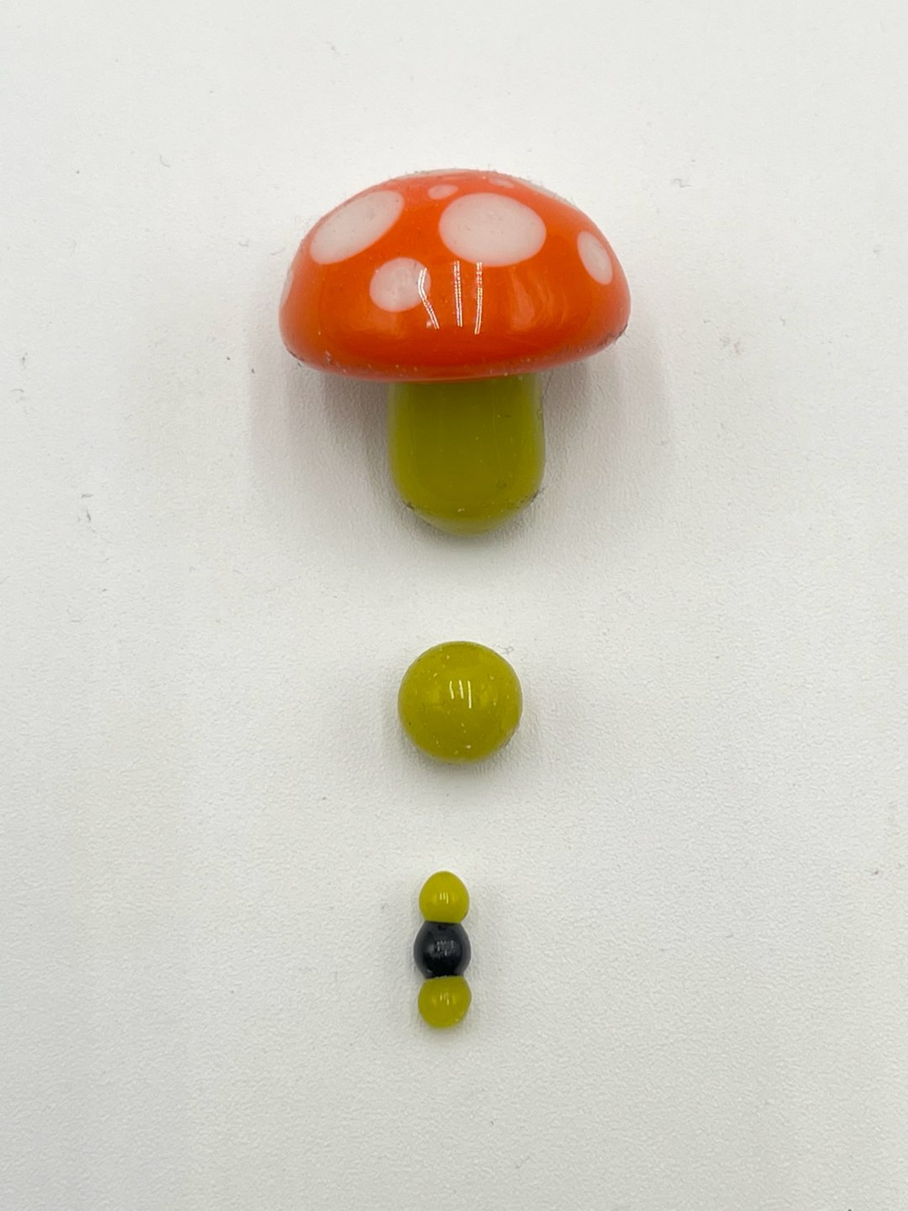 Preview pic of 3PC GREEN / ORANGE MUSHROOM TERP SLURPER SET / KIT