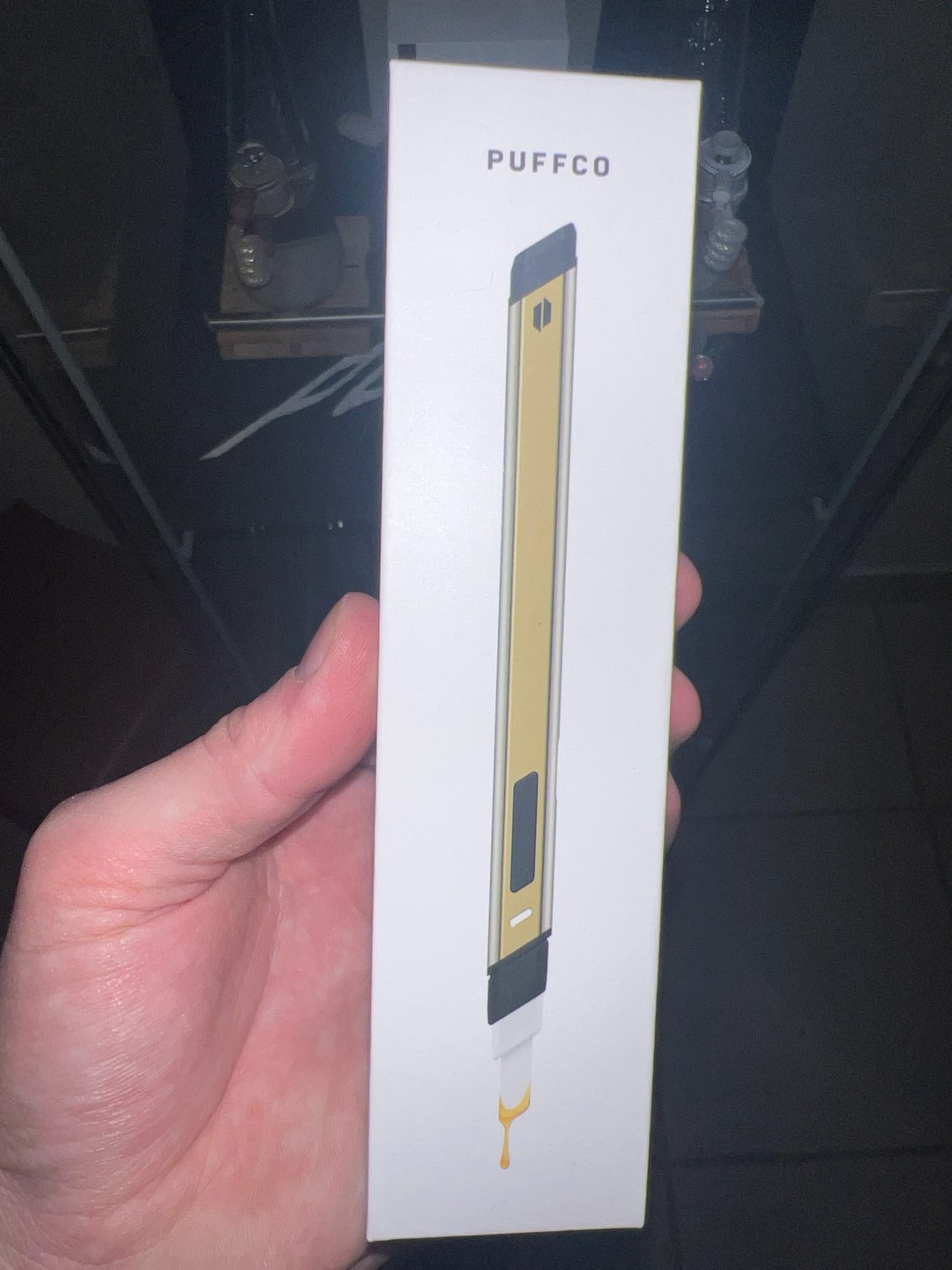 Preview pic of LE Gold Puffco Hot Knife