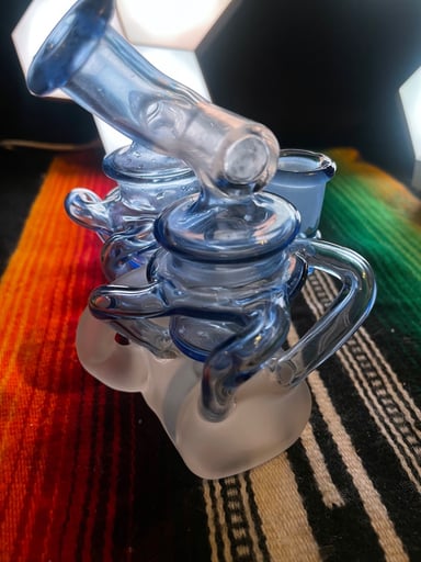 Preview pic of Wolfe Glass “Prototype Gill Drain Recycler”