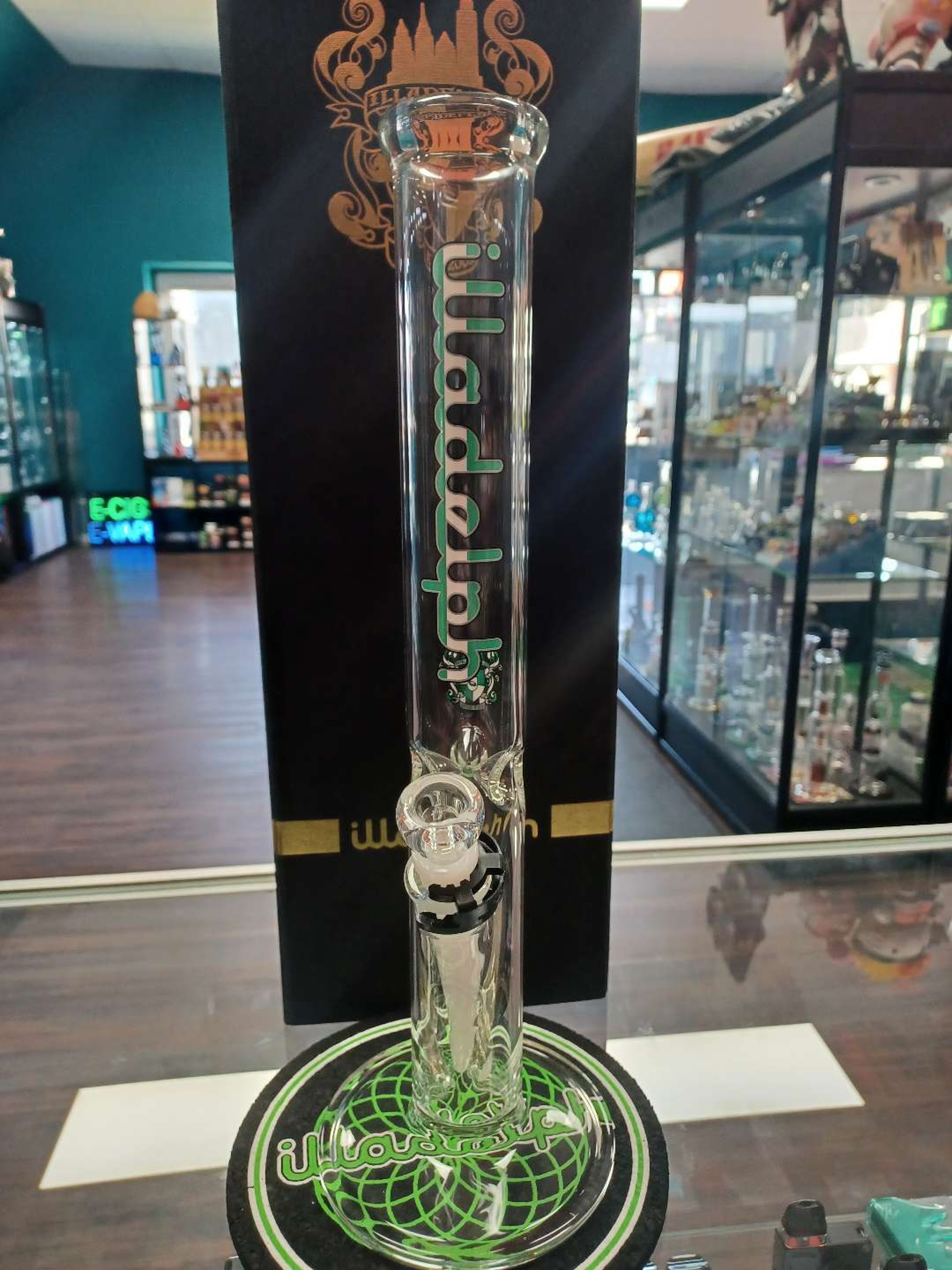 Preview pic of Illadelph Eagles Short Straight Tube