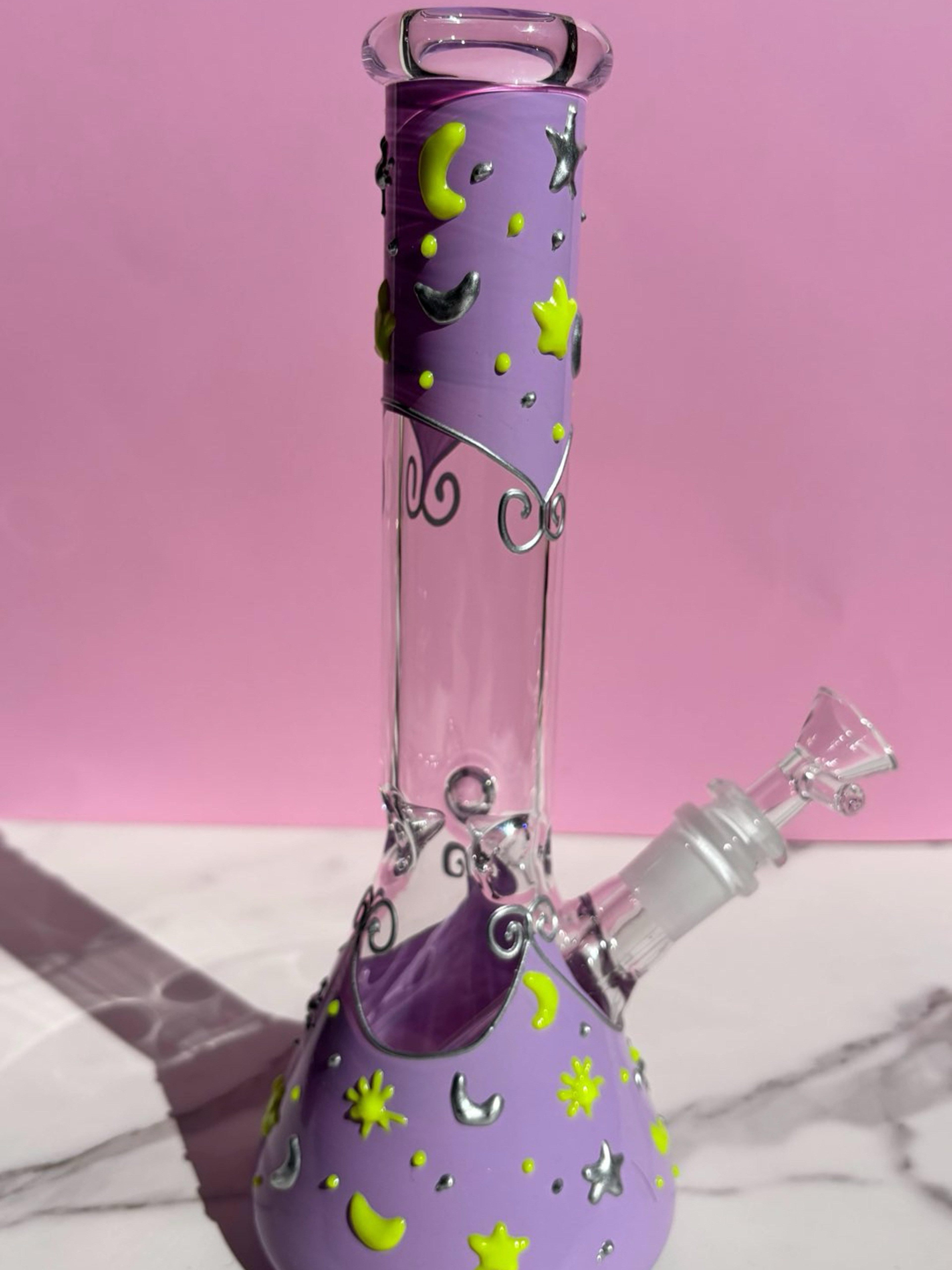 Preview pic of Purple luminous bong