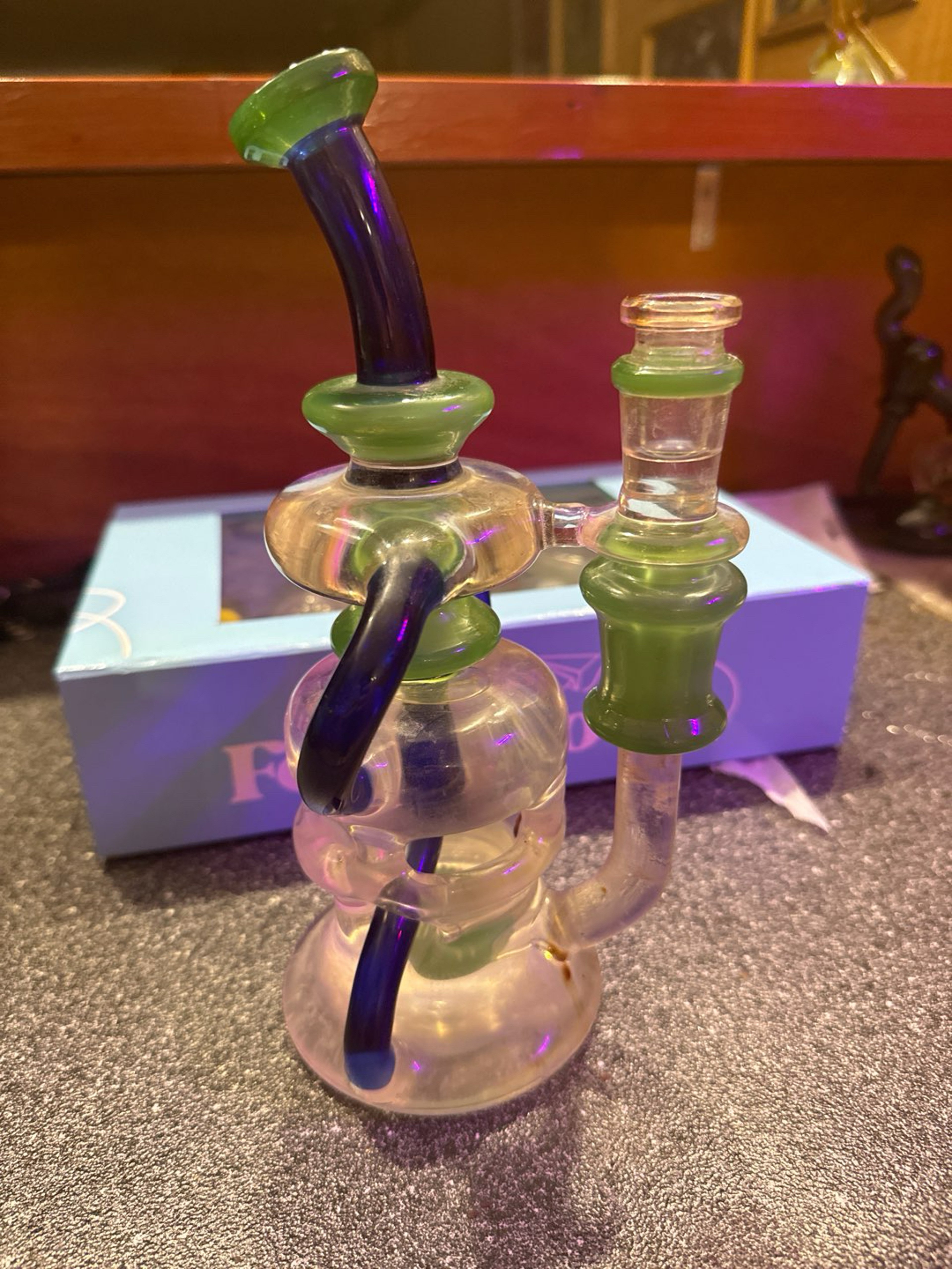 Preview pic of Blue and green recycler