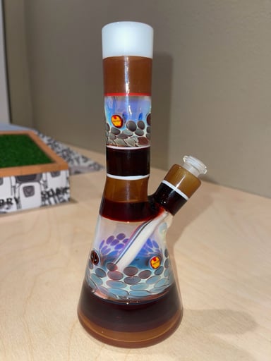 Preview pic of Nes glass