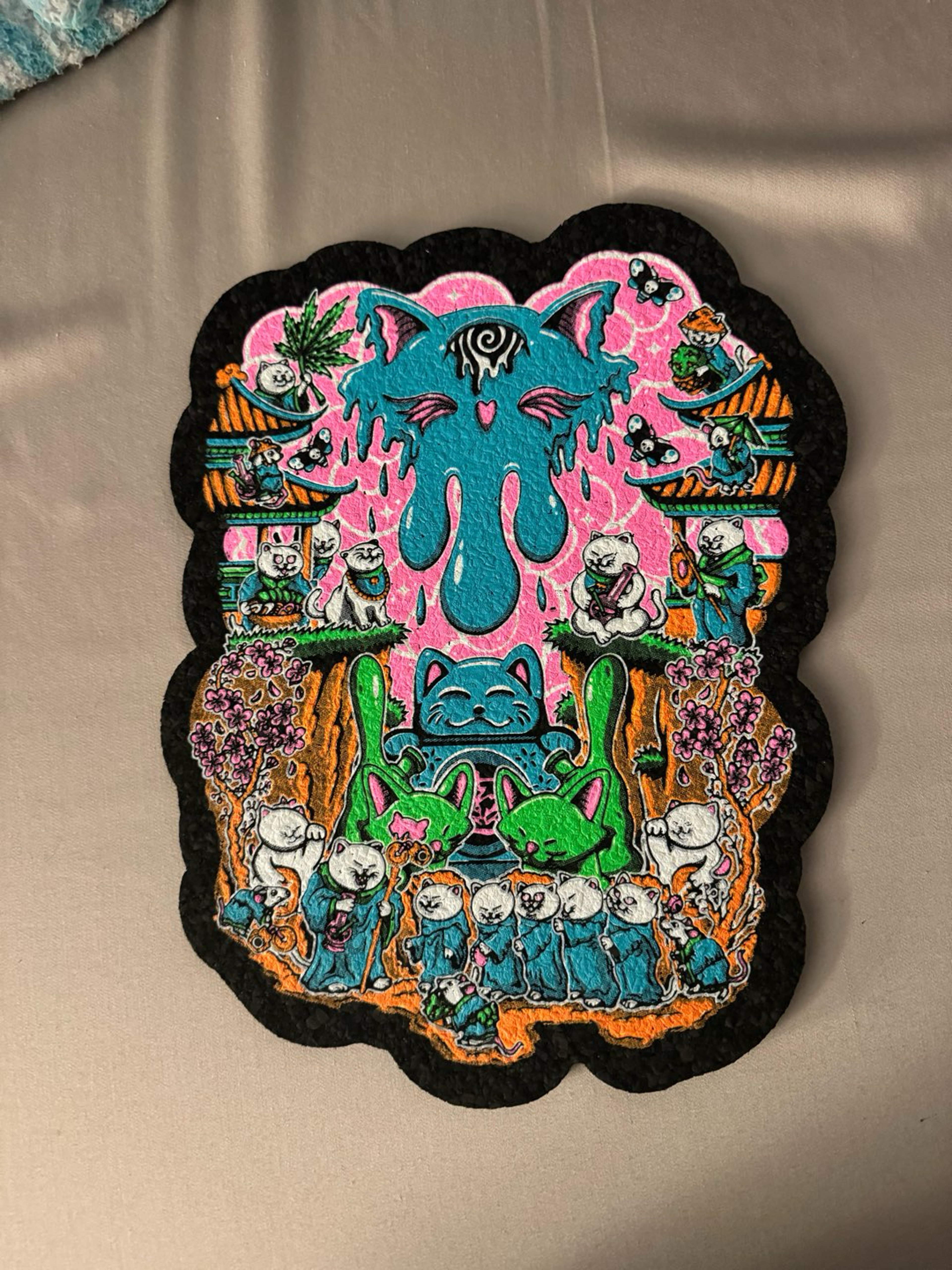 Preview pic of Monolith kitty by dark mountain cult/cici glass!