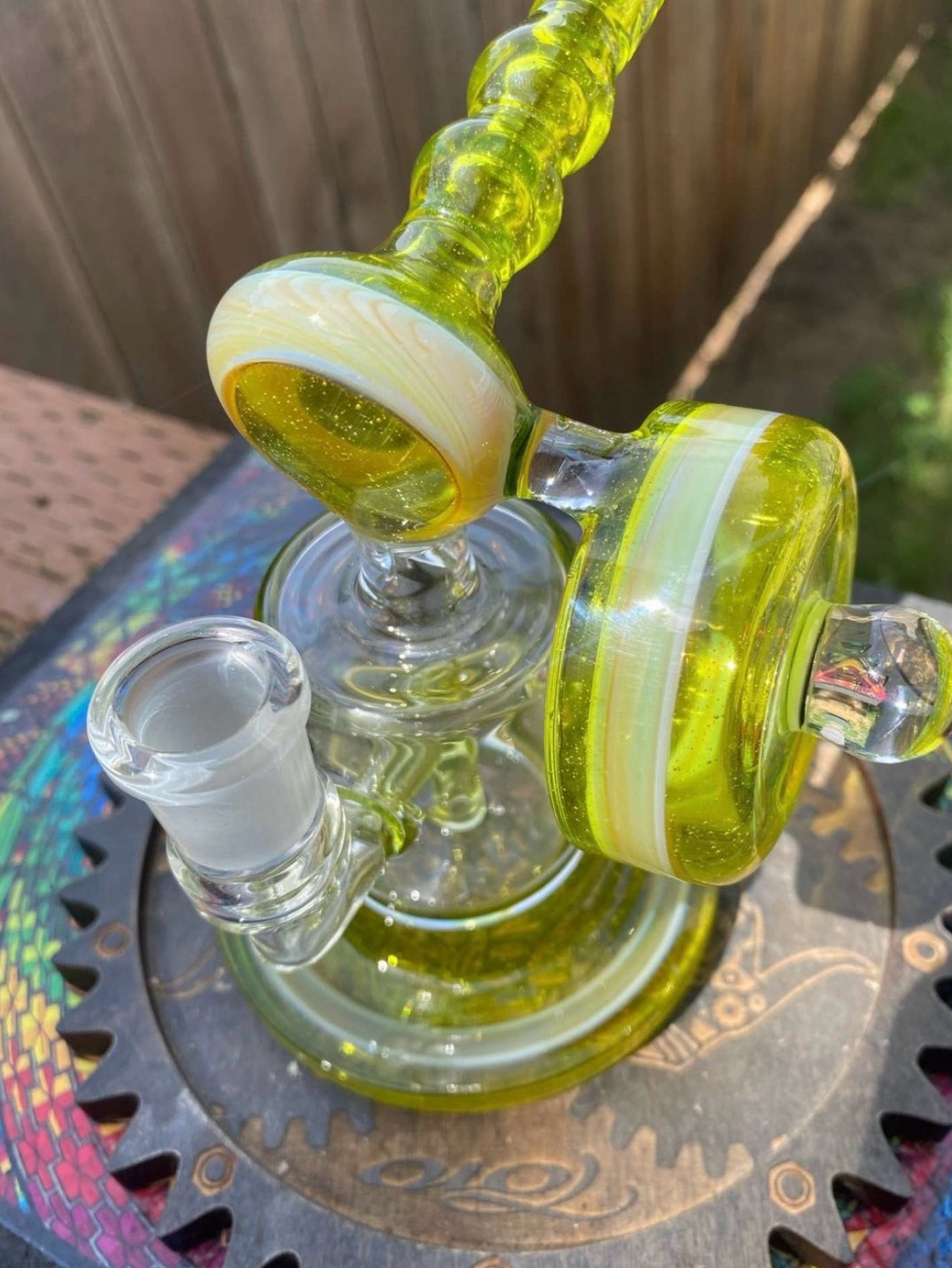 Preview pic of Toro Macaroon