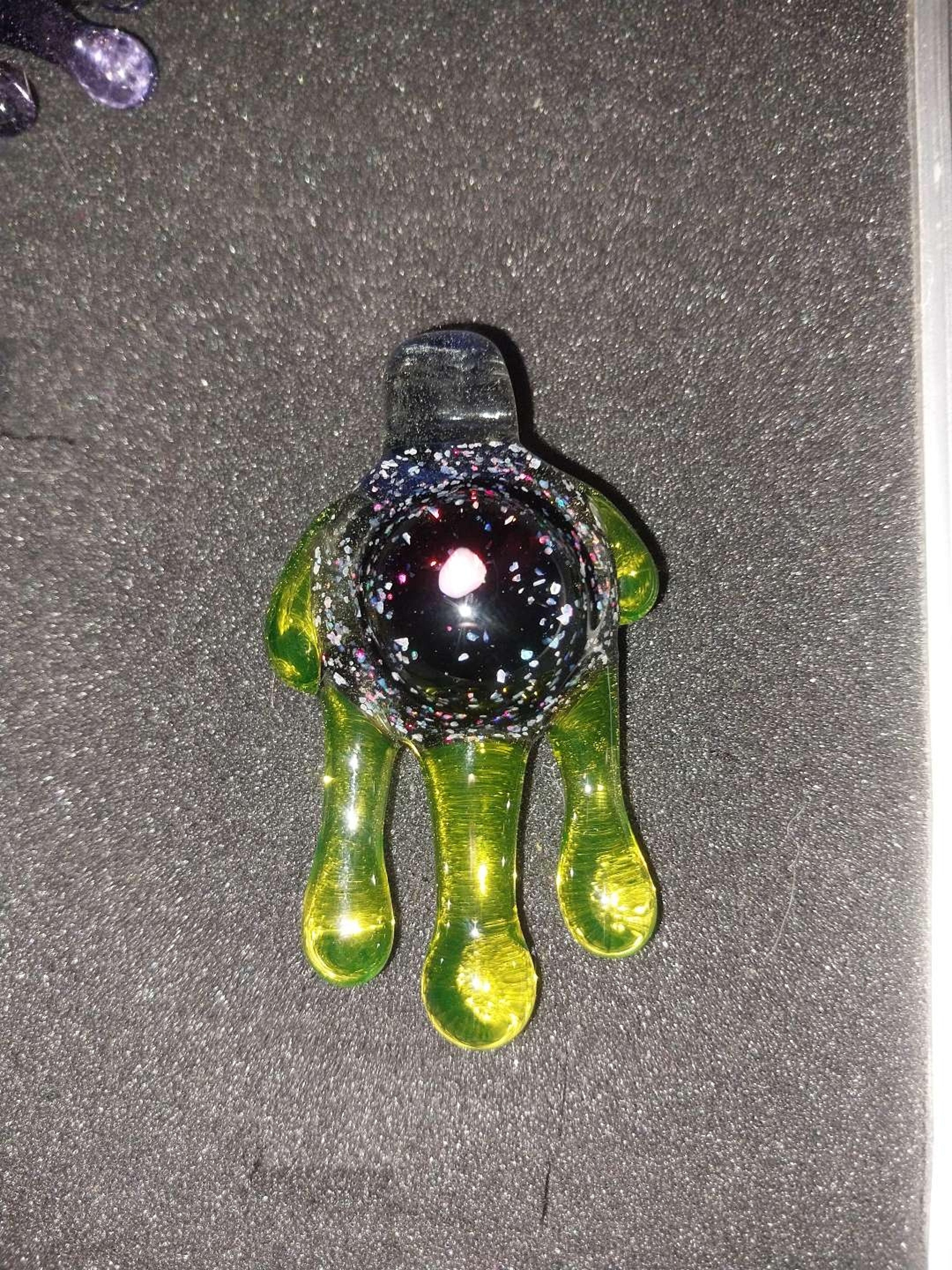 Preview pic of UV CFL OPAL CENTER WITH CRUSHED OPAL