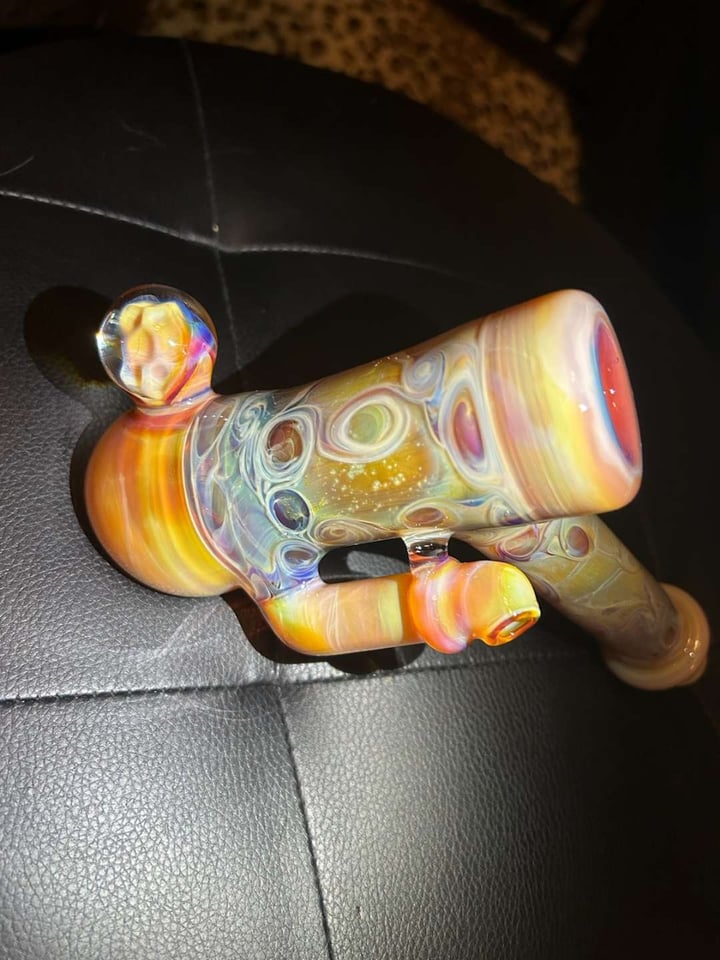 Hammer bubbler by Gee glass Image 2