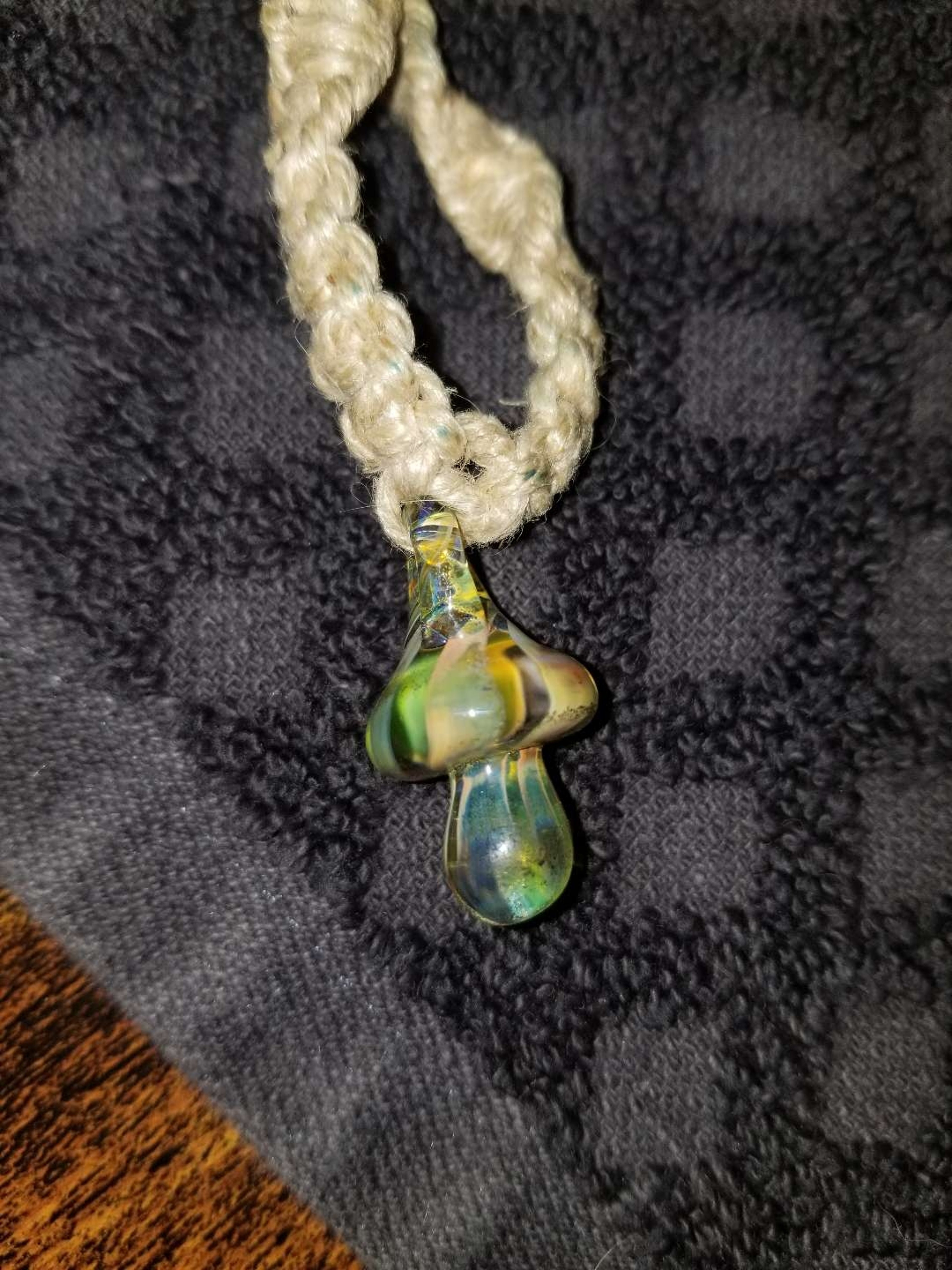 Preview pic of Mushroom pendy