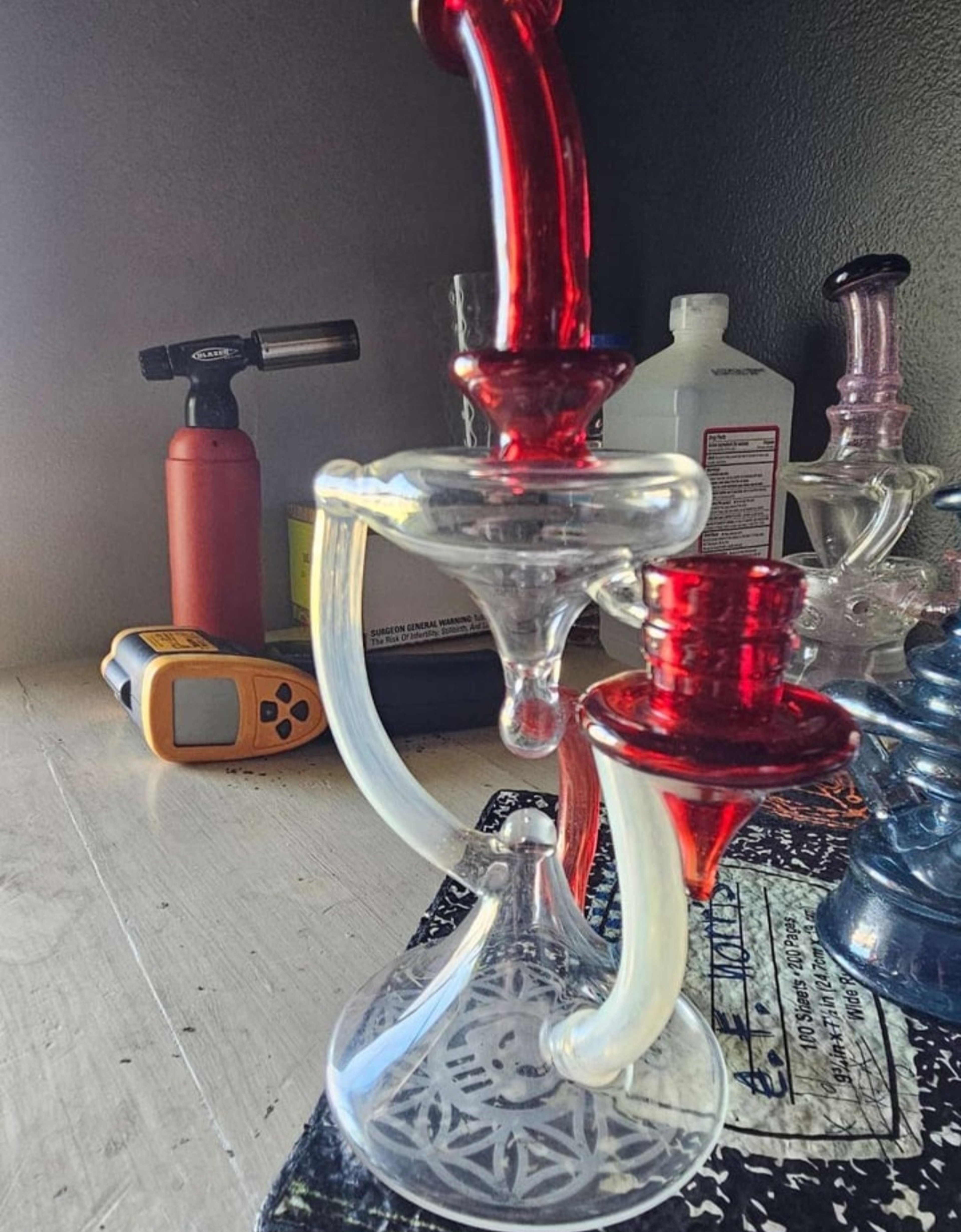 Preview pic of Casa Glass Floating Recycler w/ opal