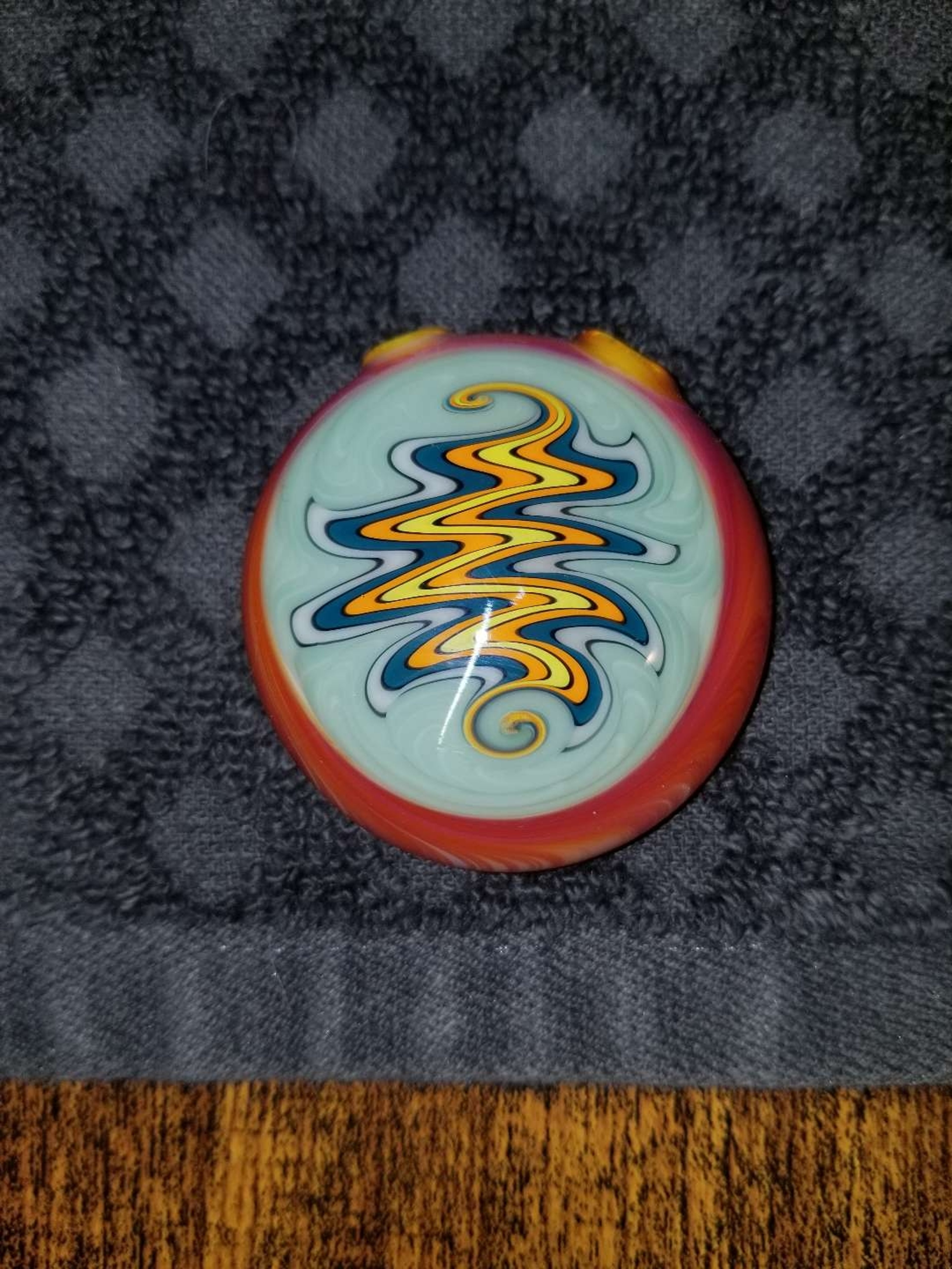 Preview pic of Wig wag pendy
