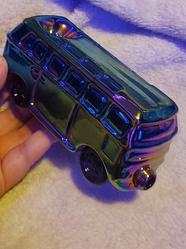 Preview pic of Iridescent VW bus