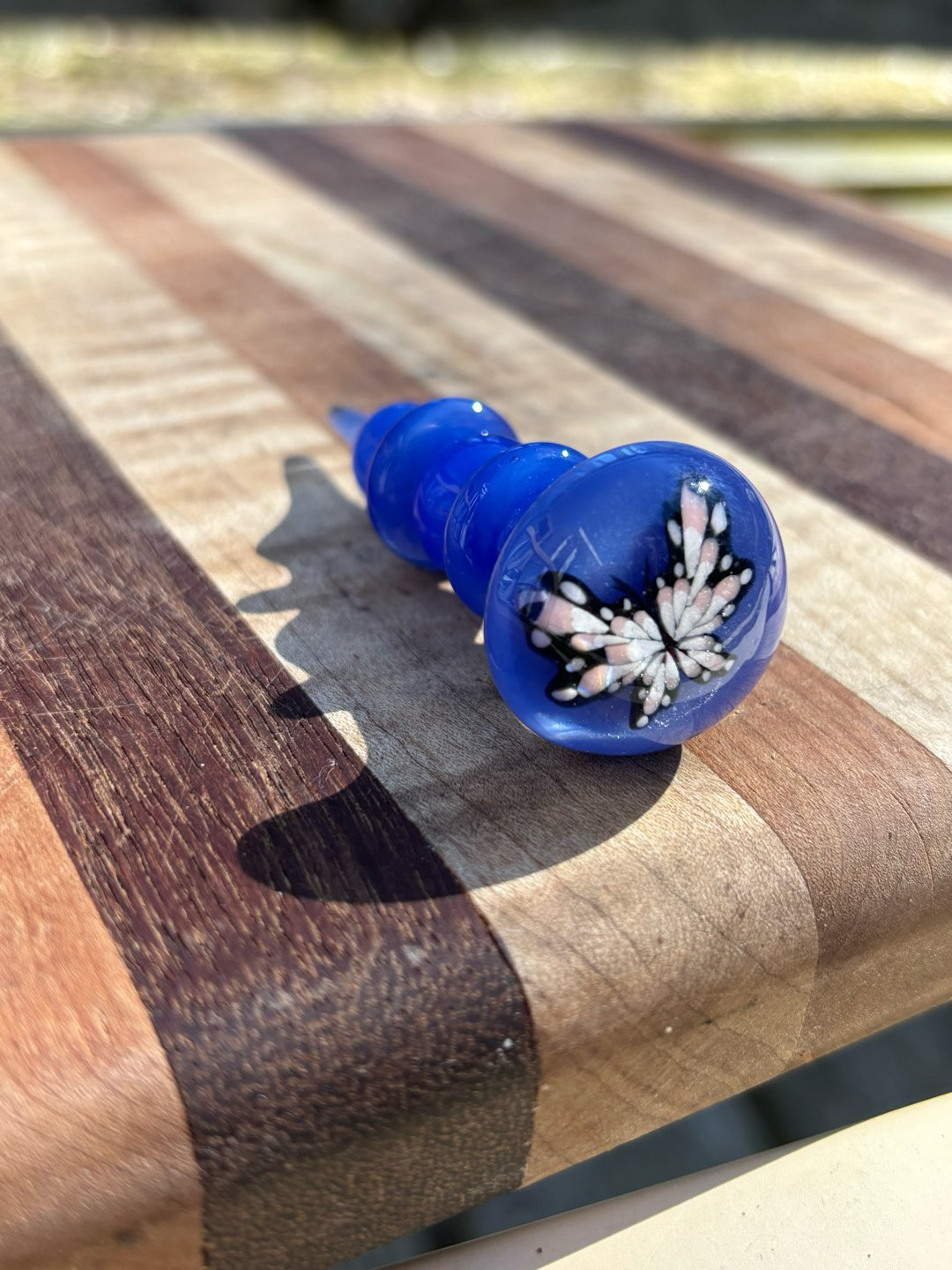 Preview pic of Grimm Glass Butterfly Dabber