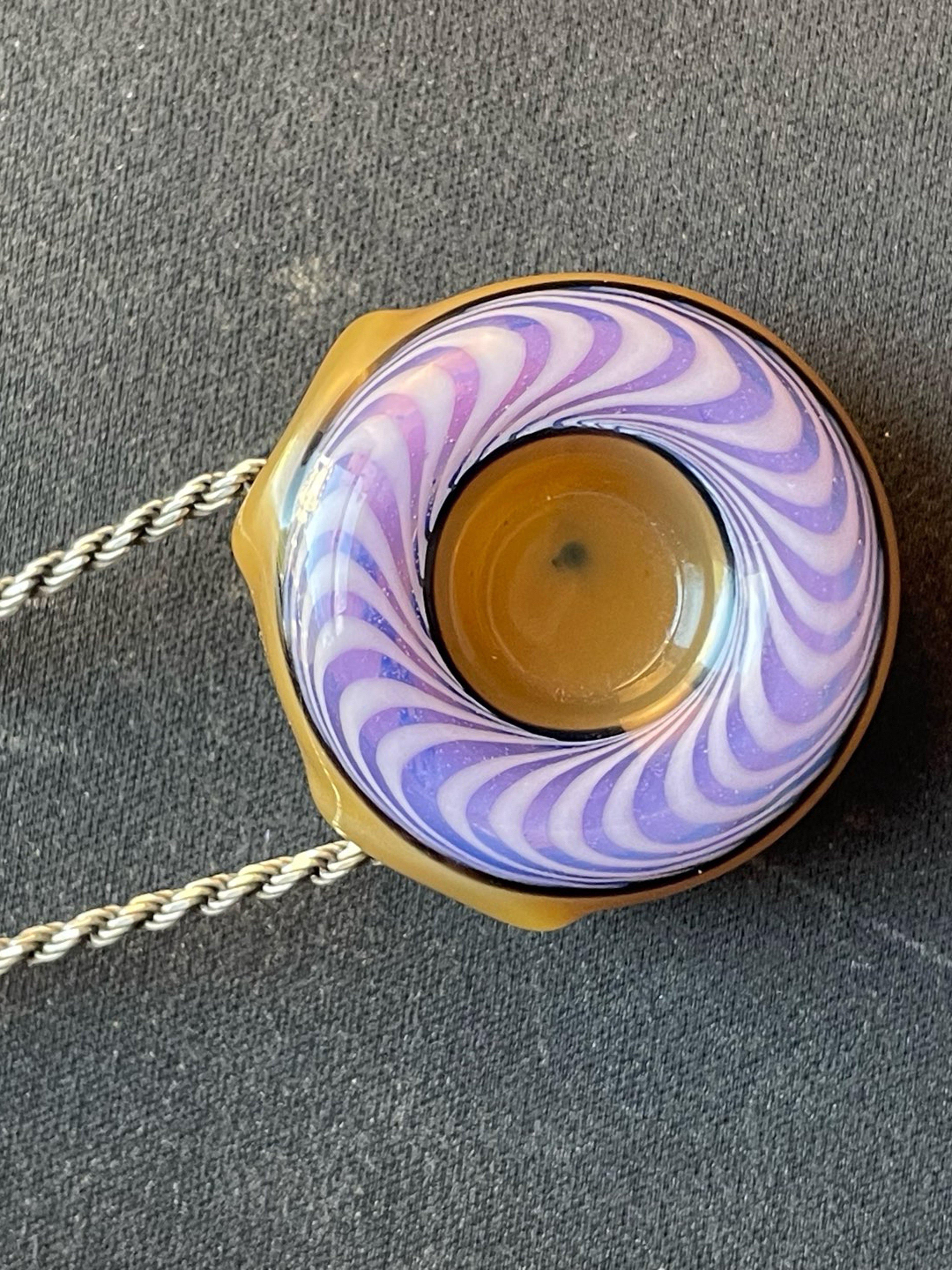 Preview pic of Jworthit Skate wheel pendant