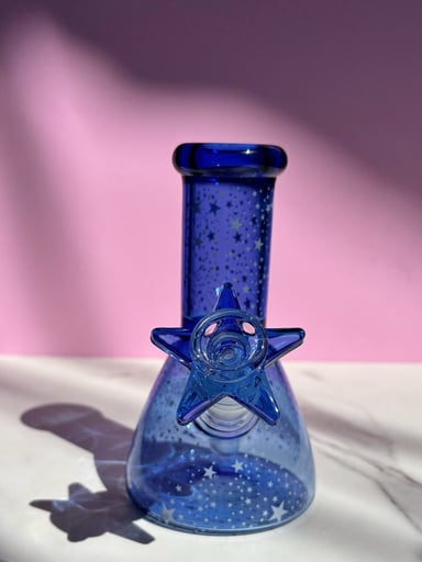 Preview pic of Mini blue bong with matching star bowl