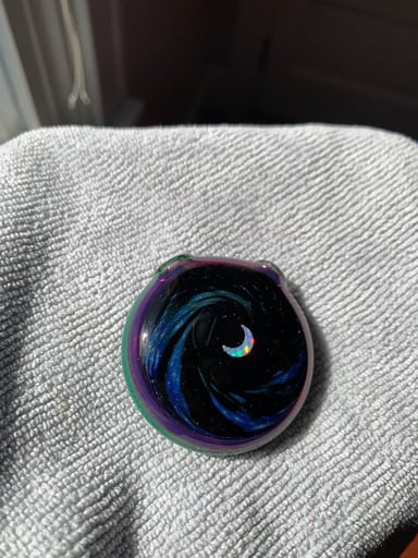 Preview pic of Big z disc pendant